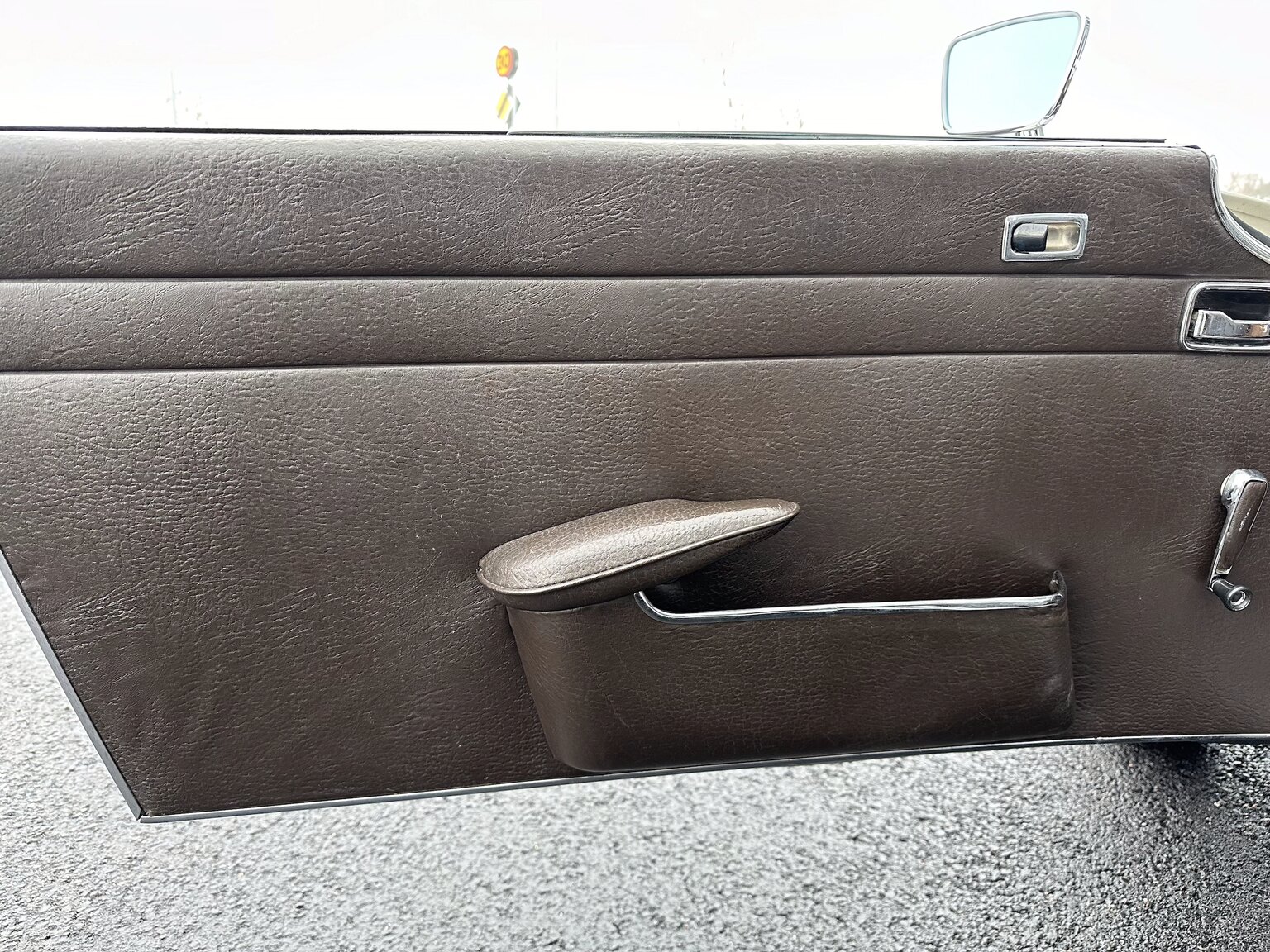 Innenraumfoto von 1968 Mercedes Benz SL 280 Pagoda (3)