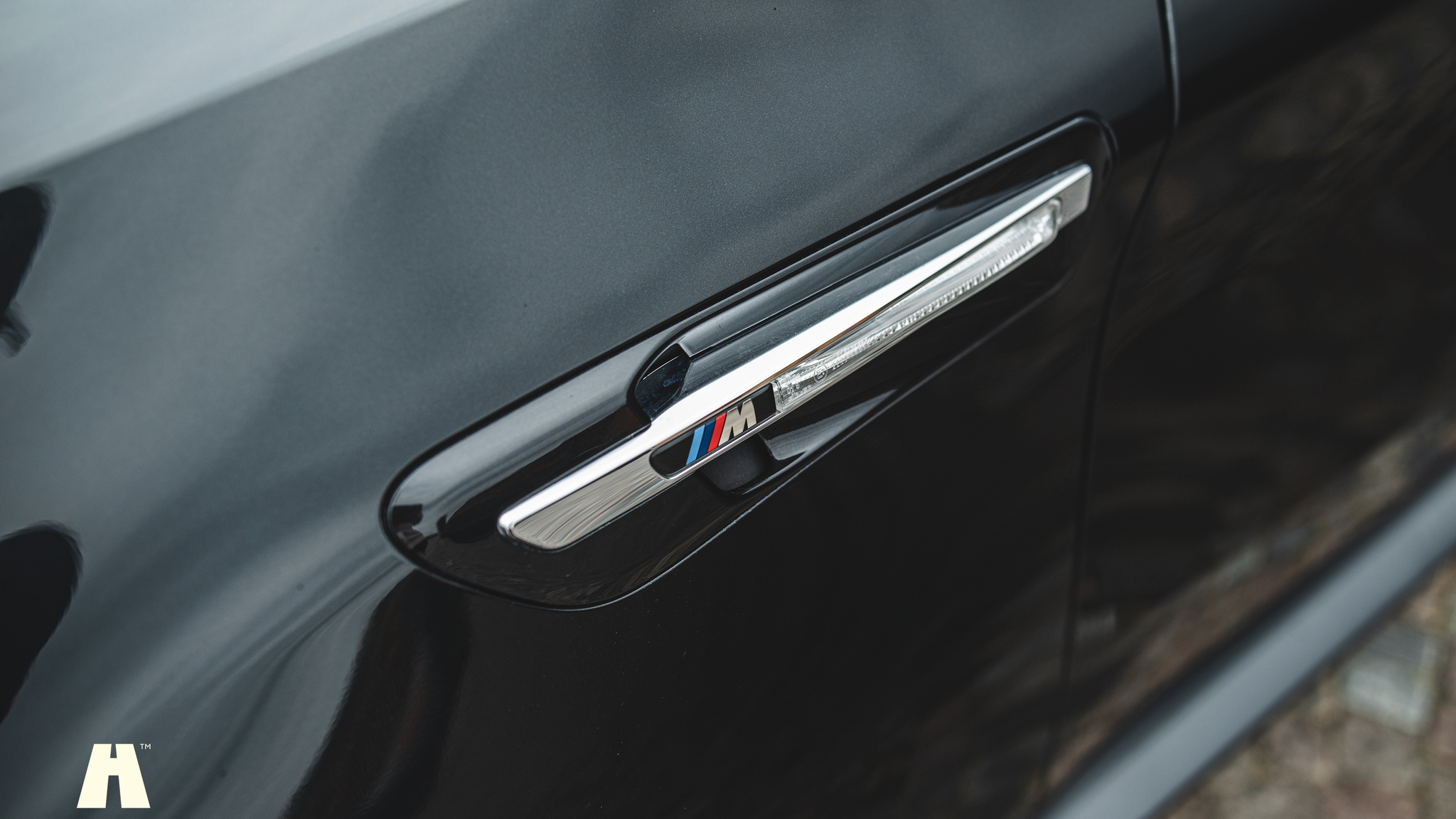 Aussenfoto 2010 BMW X6 M Ferrita 555HK (36)