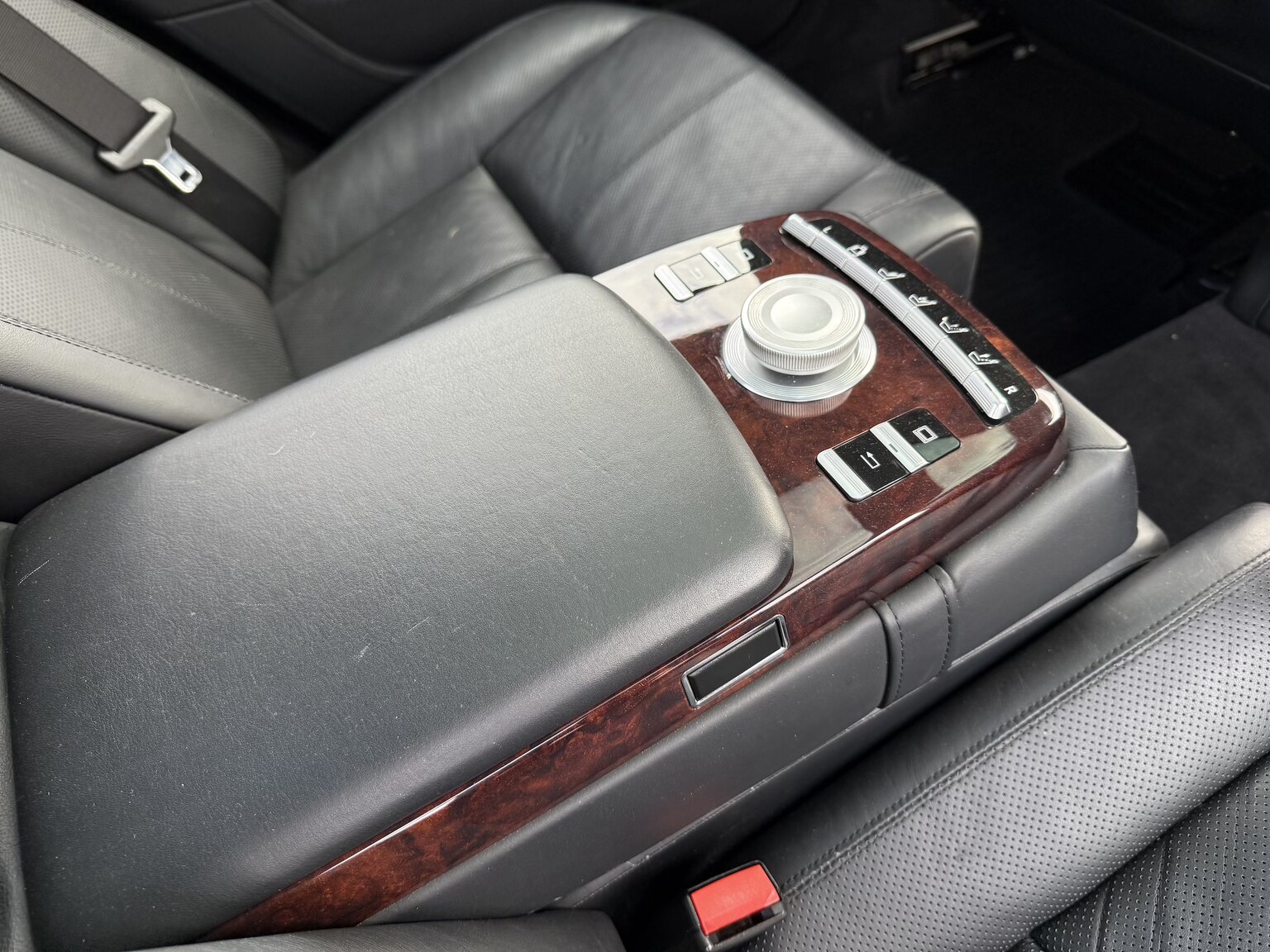 Interiörbild 2007 Mercedes-Benz S 500 L 4Matic 7G-Tronic