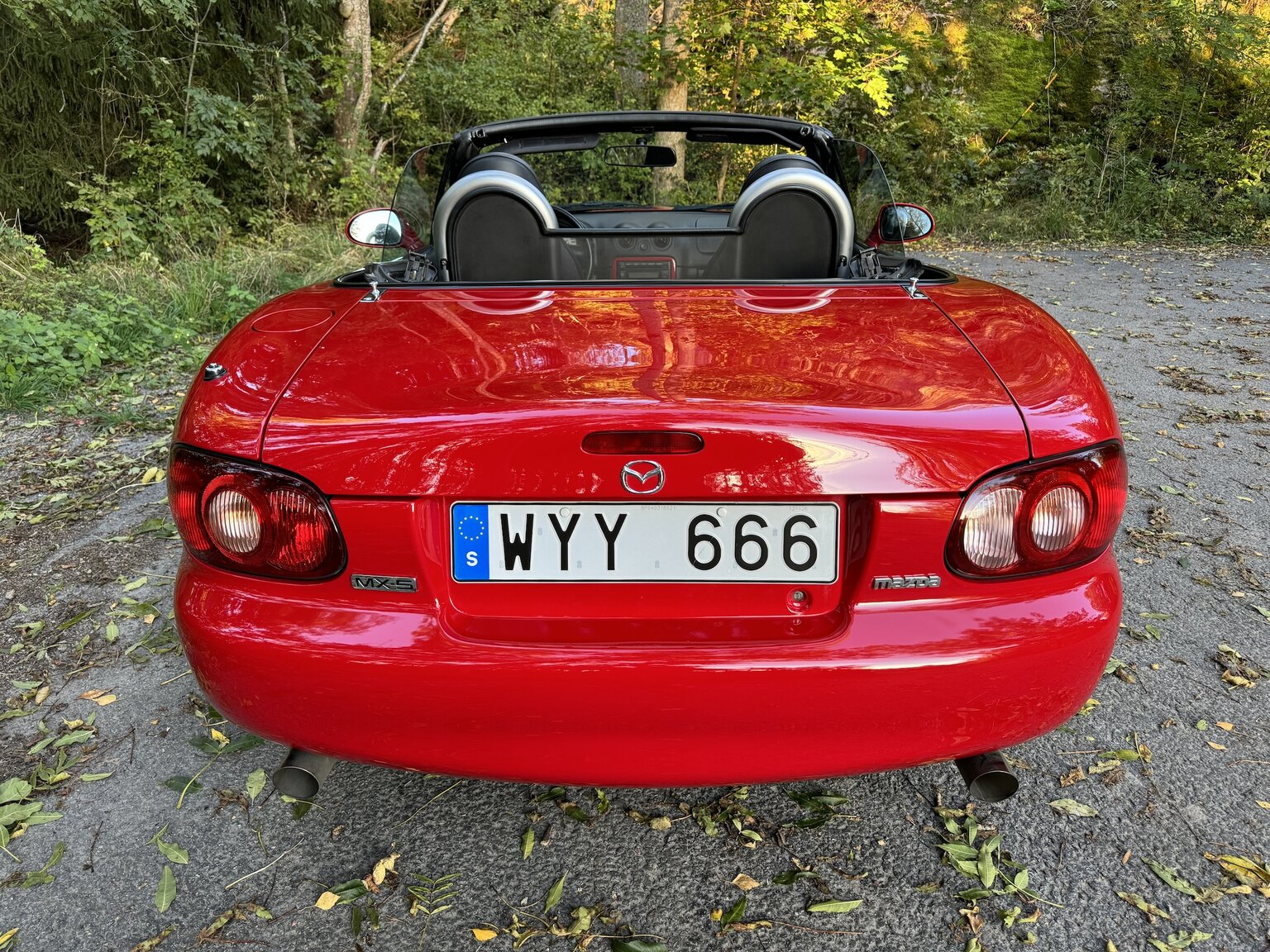 Exterior image of 2004 Mazda MX-5