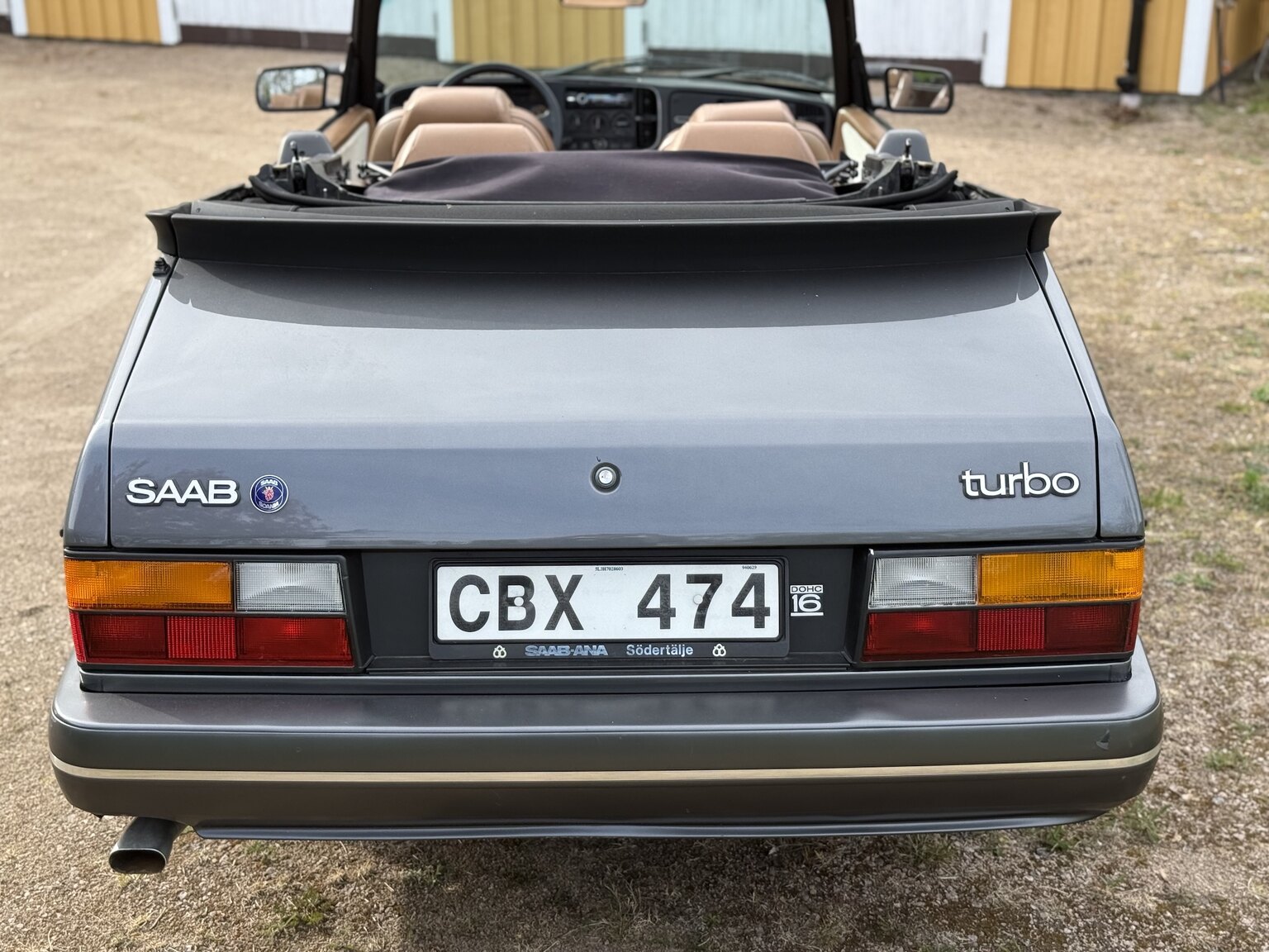 Exterior image of 1987 SAAB 900 Cabriolet 2.0 Turbo T16