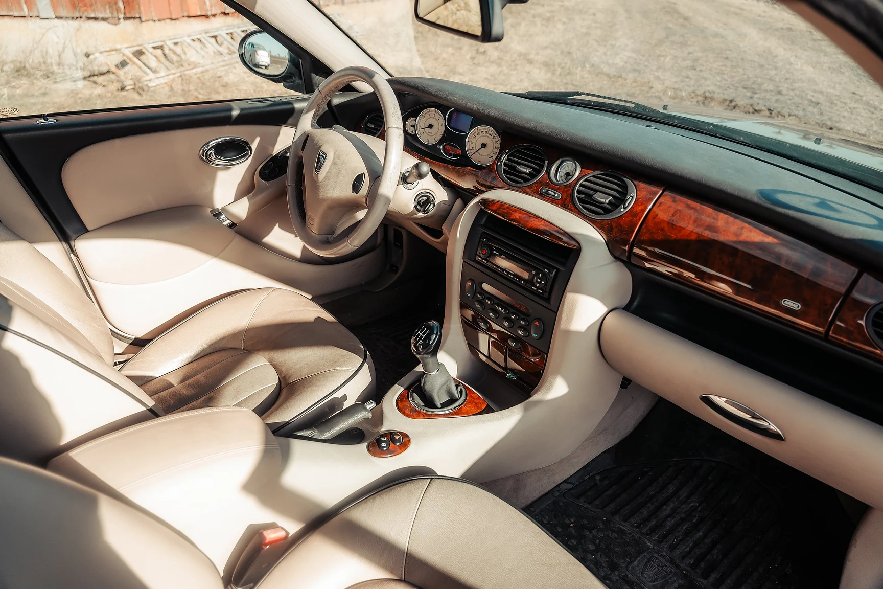 Interior image of 2005 Rover 75 1.8T - NO RESERVE (18)