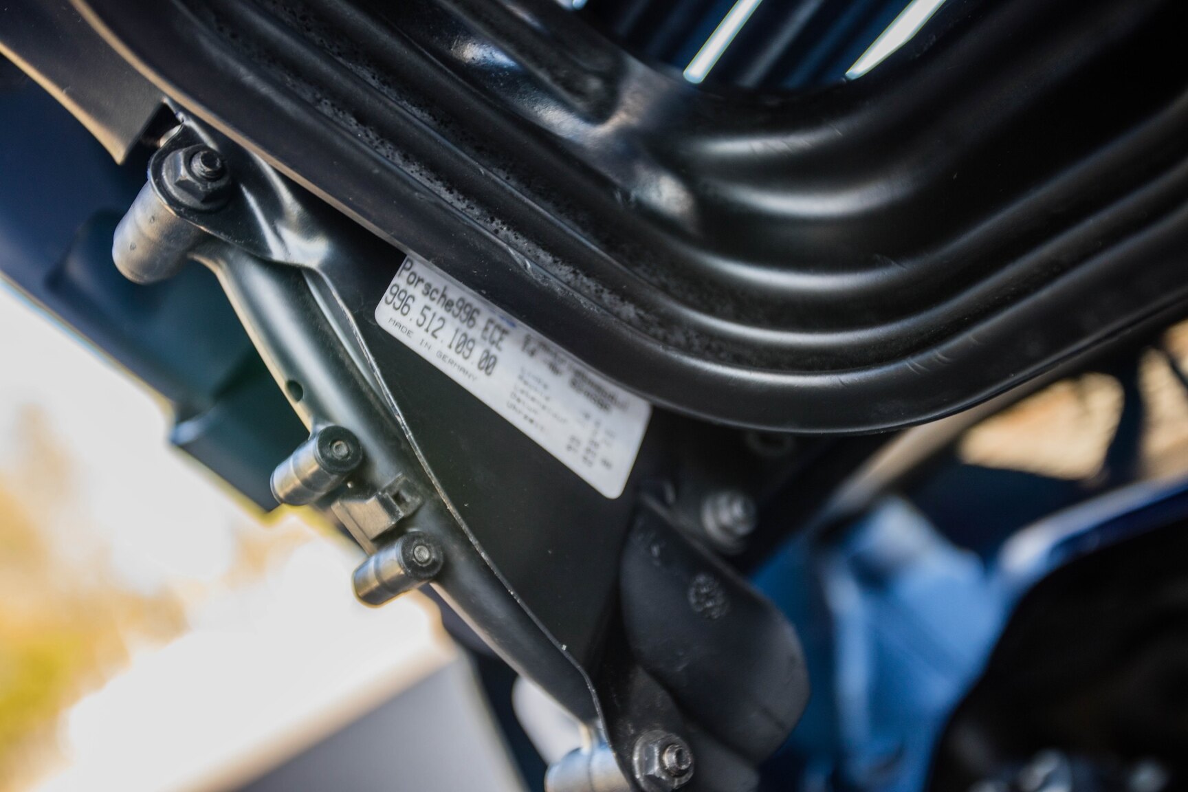 Image of 1999 Porsche 911 Carrera Cabriolet mechanics