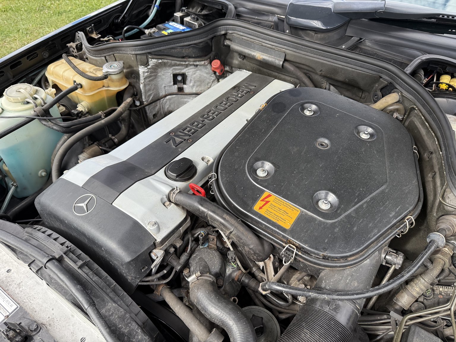 Image of 1990 Mercedes-Benz 300CE-24 mechanics