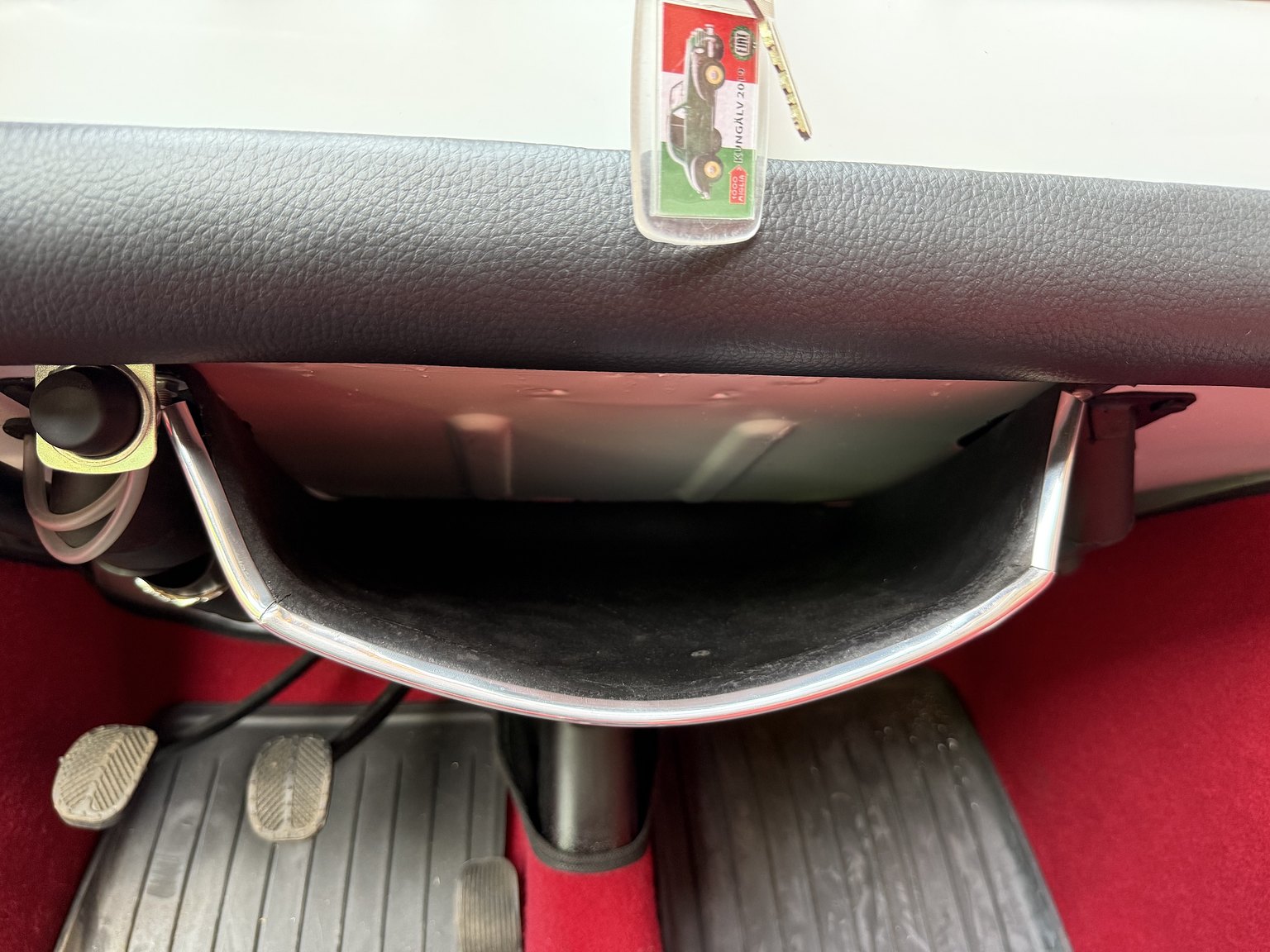 Interior image of 1965 Fiat 500F