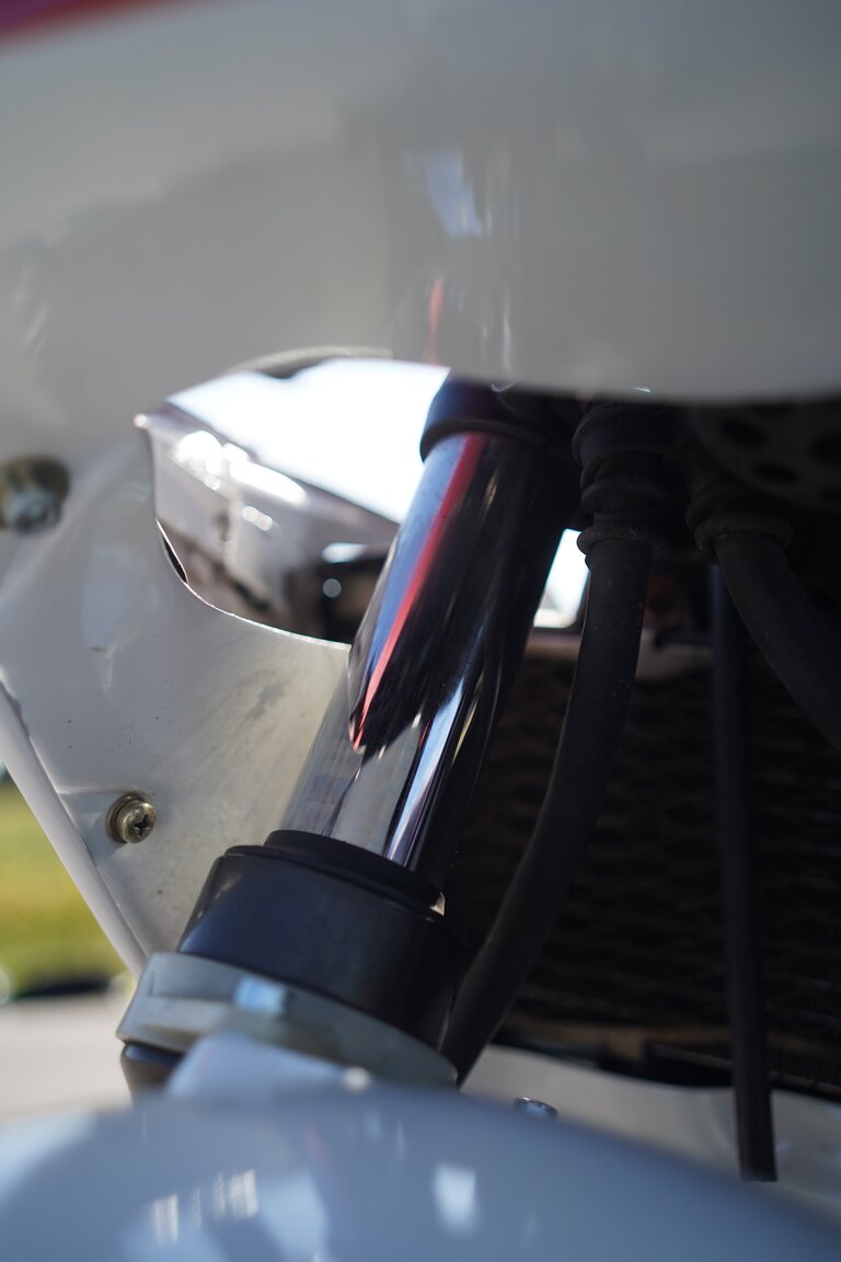 Image of 1992 Honda VFR400R NC30 mechanics