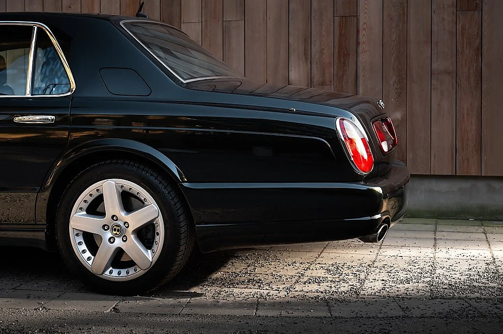 Bild von 2002 Bentley Arnage (15)