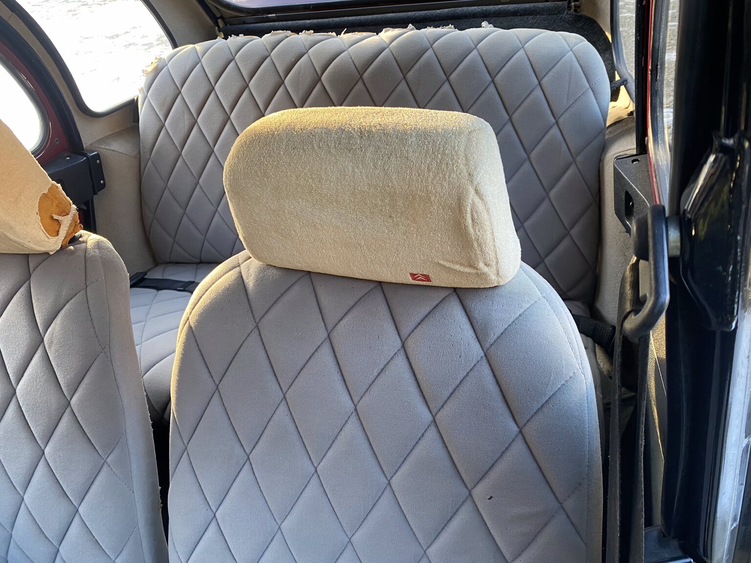 Interior image of 1986 Citroën 2CV6 Charleston