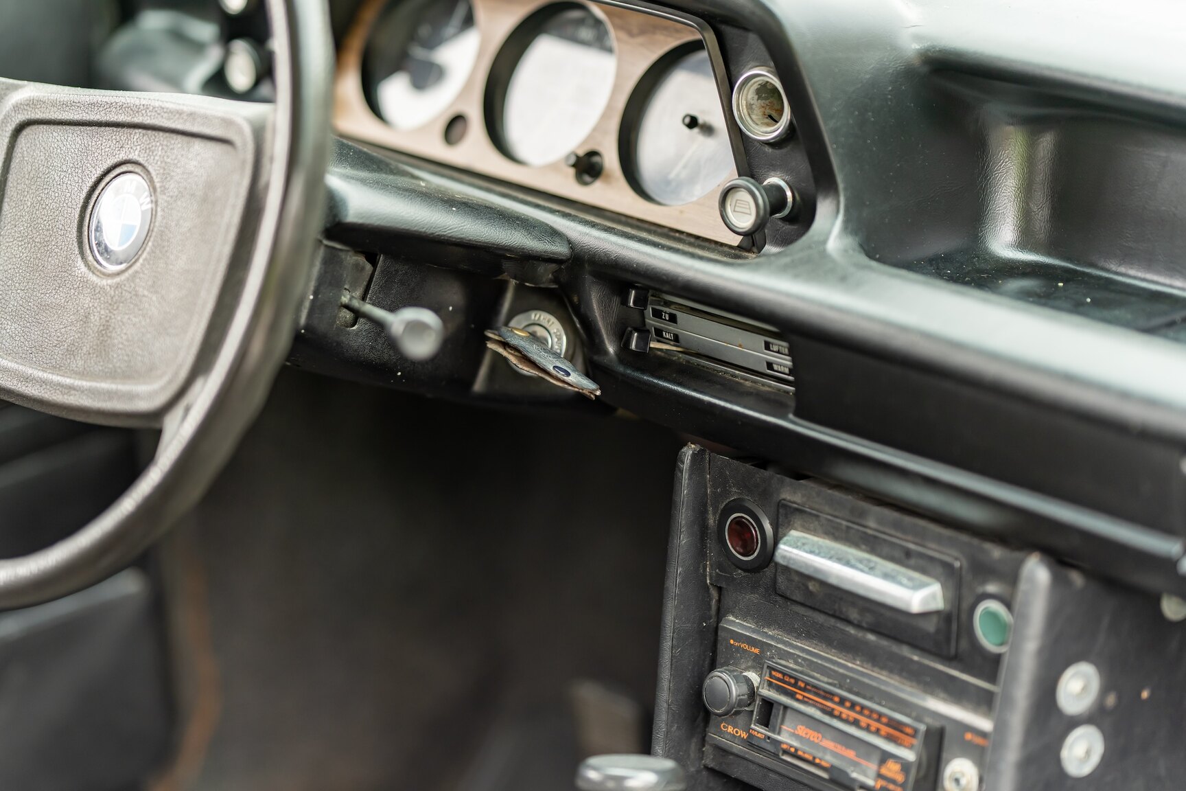 Interior image of 1975 BMW 2002