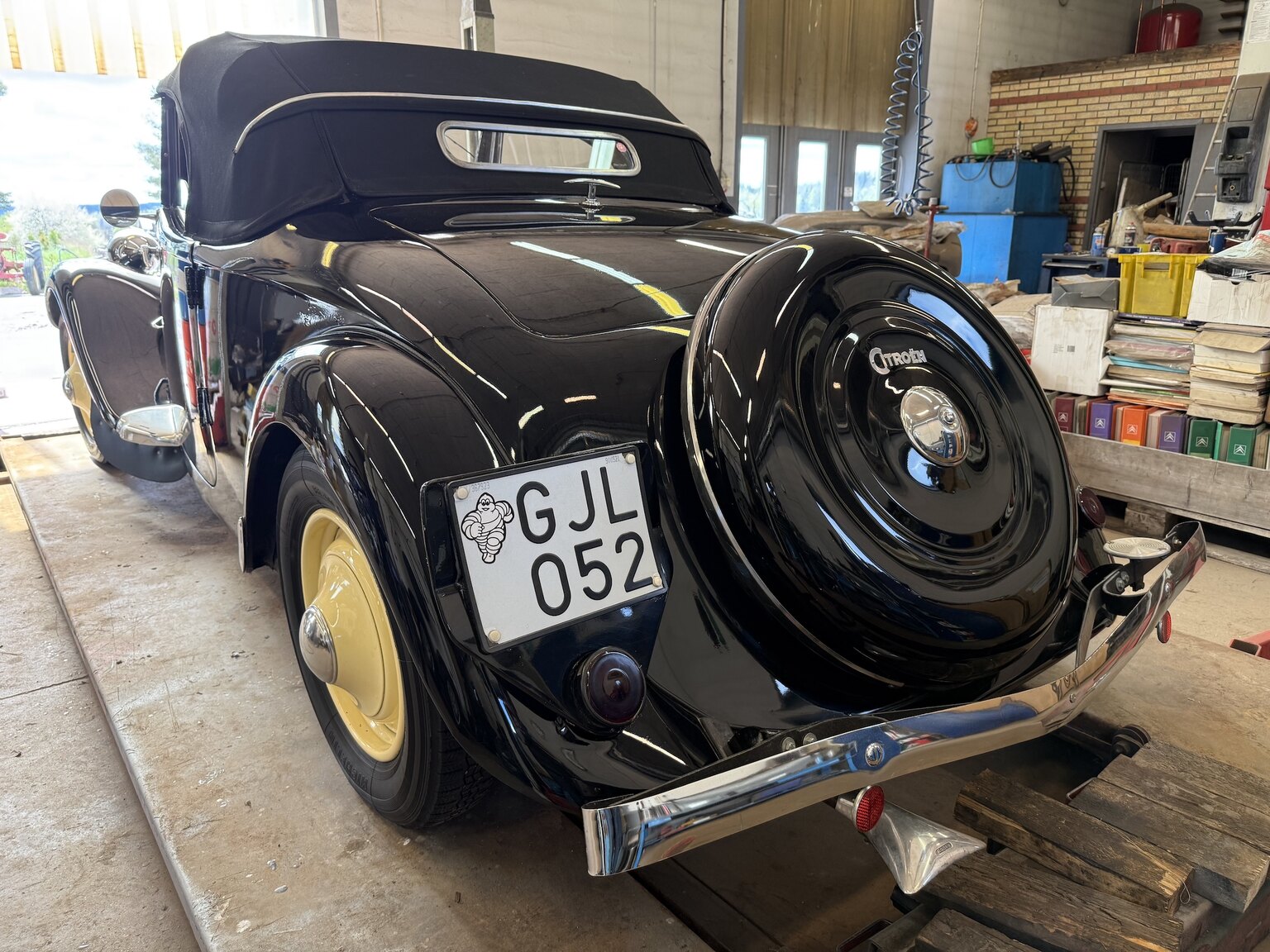 Exteriörbild på 1939 Citroën Berline 11 Sport Convertible
