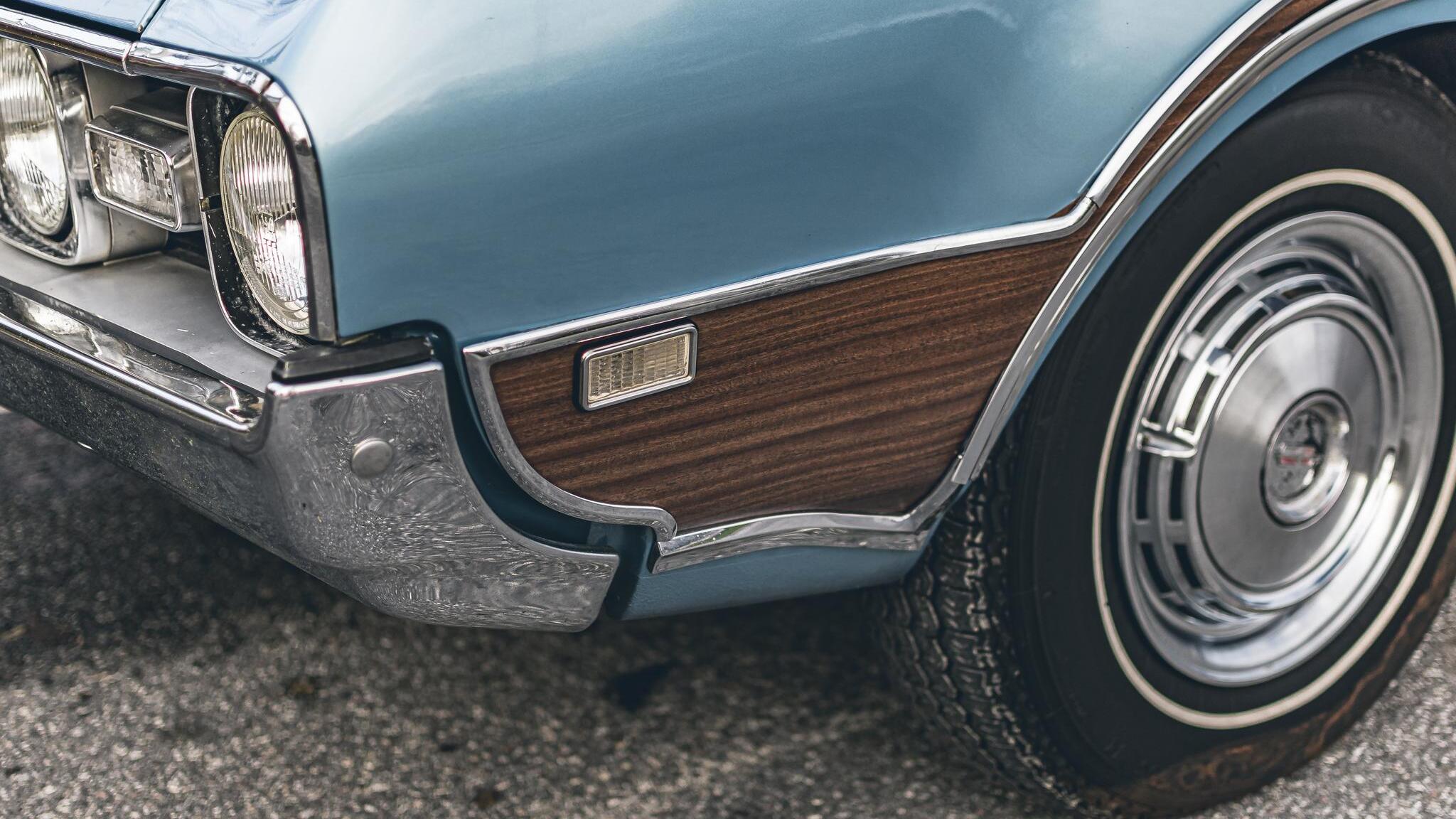Aussenfoto 1968 Oldsmobile Vista Cruiser