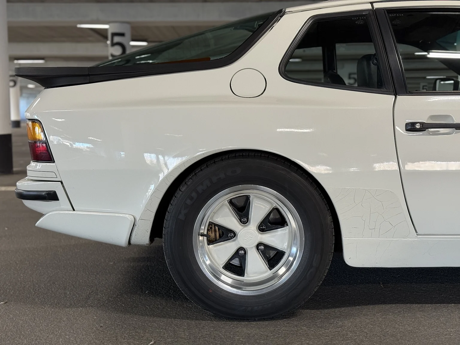 Aussenfoto 1984 PORSCHE 944 Targa (35)