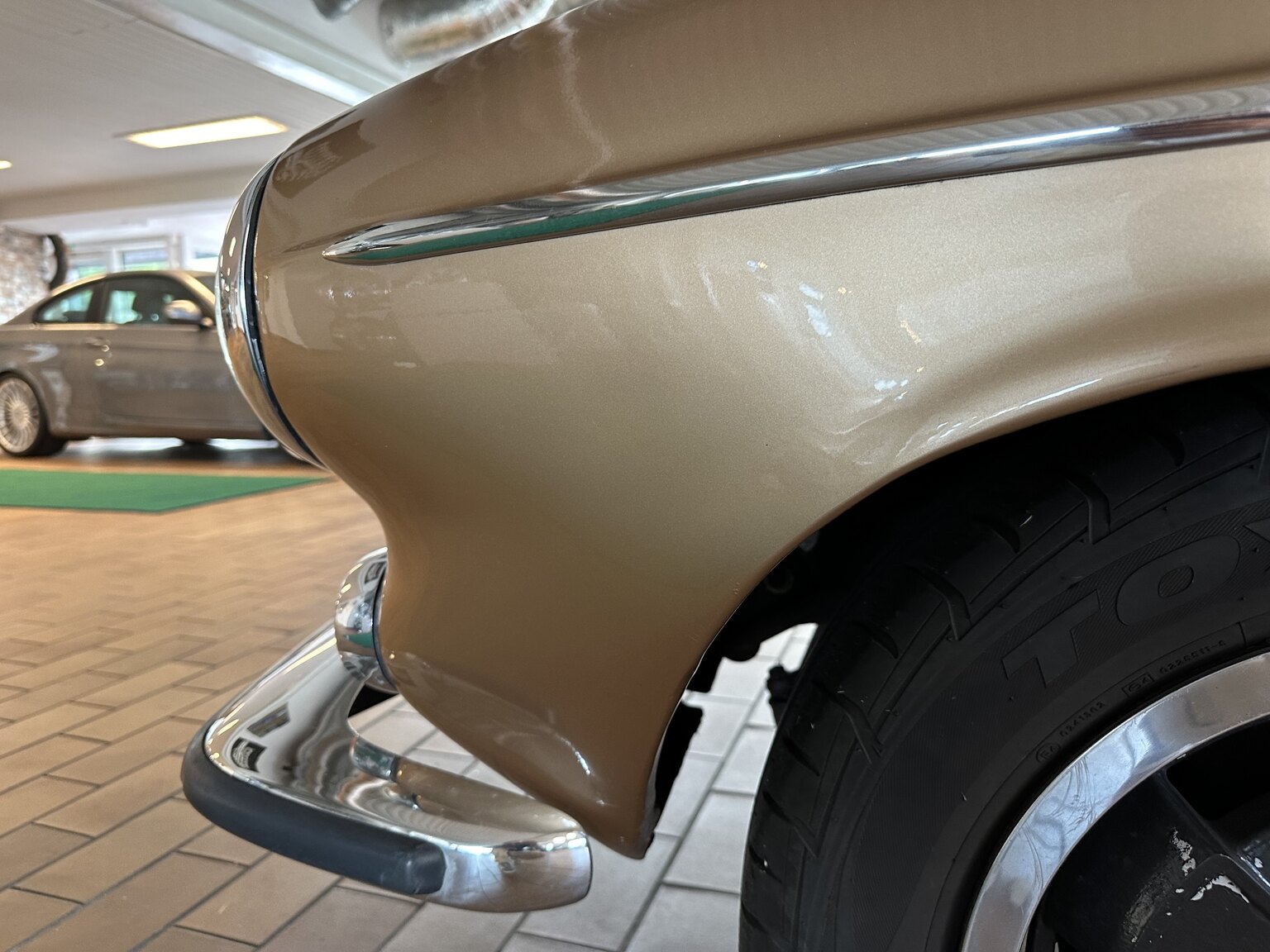 Exterior image of 1973 Volvo 1800 ES (51)