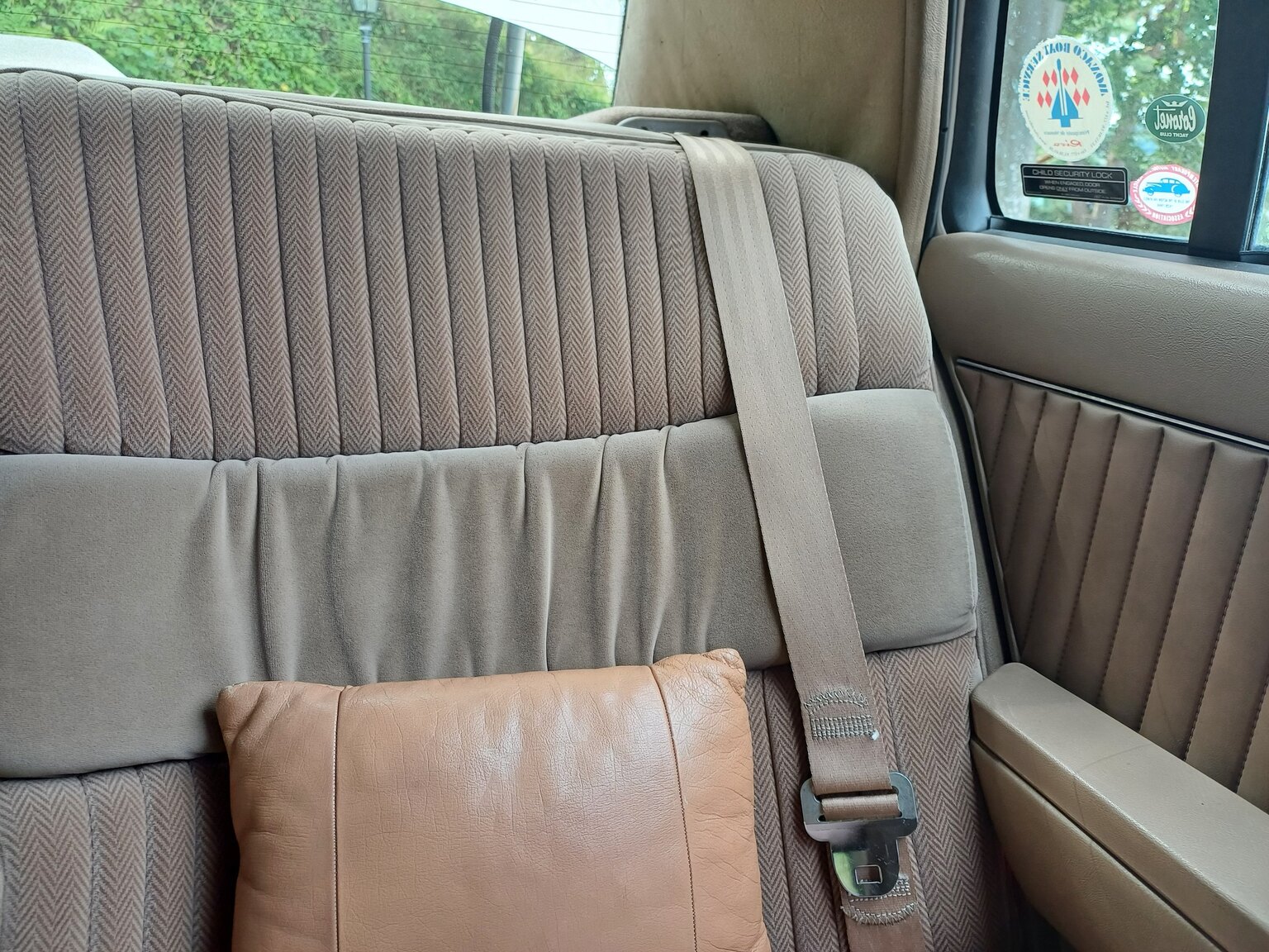 Innenraumfoto von 1992 Buick Park Avenue
