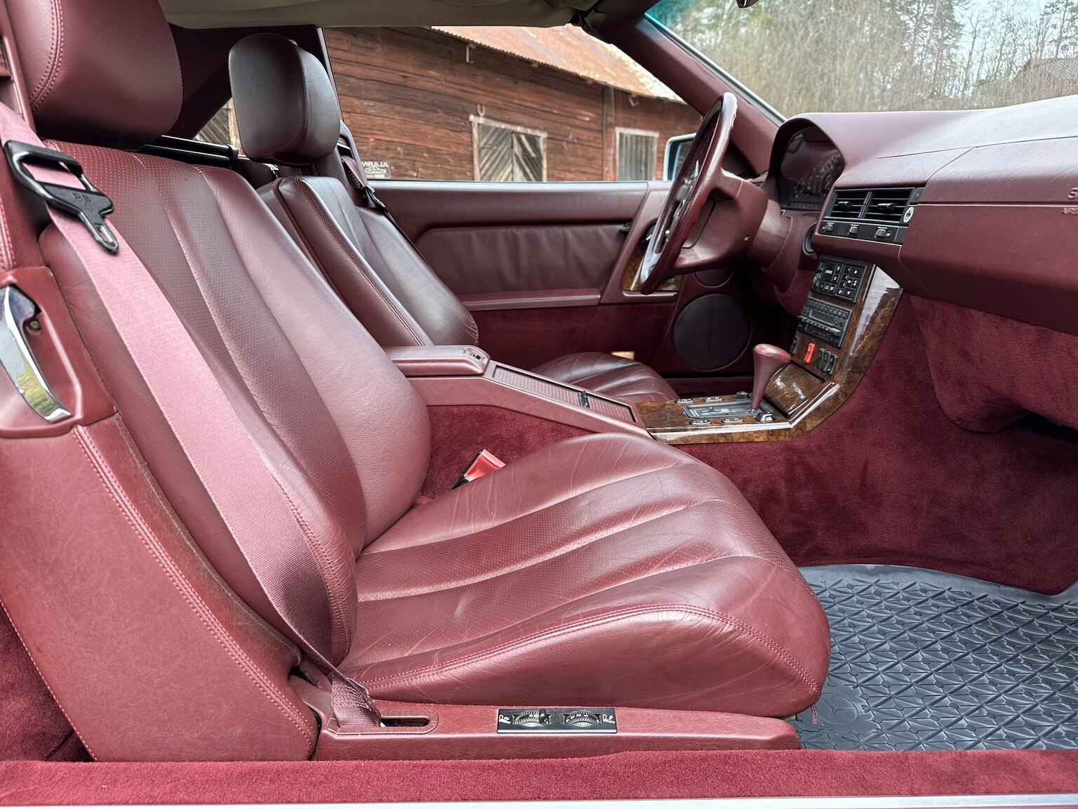 Interiörbild 1992 Mercedes-Benz SL 500