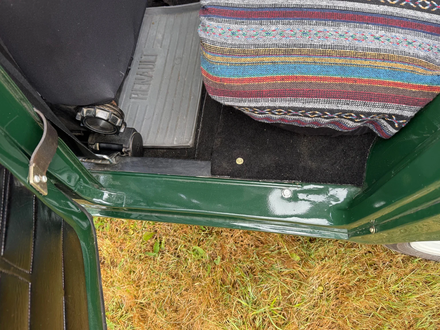 Interior image of 1970 Renault 4 (53)