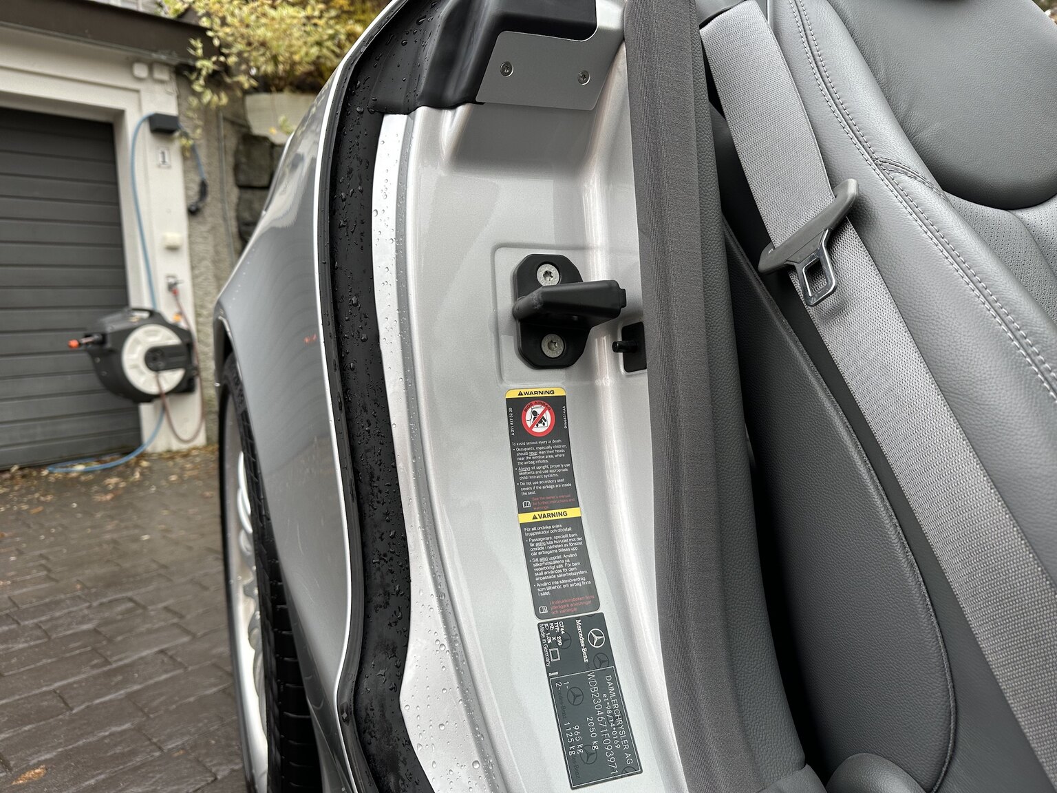 Innenraumfoto von 2005 Mercedes-Benz SL 350