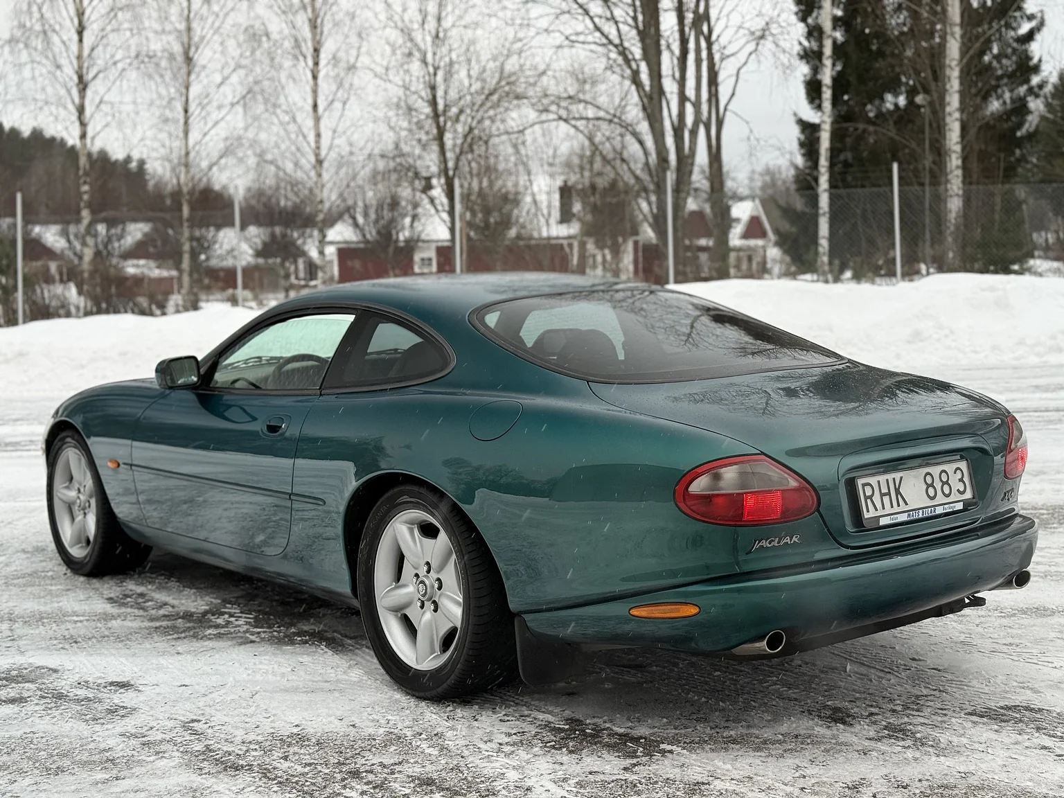 Exteriörbild på 1997 Jaguar XK8 (15)