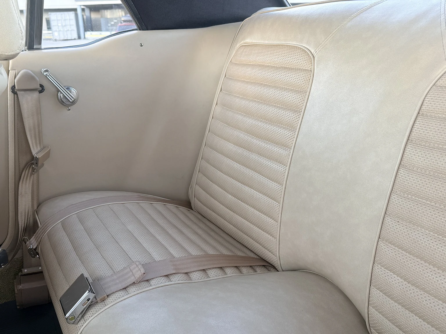 Interior image of 1966 Ford Mustang HT - Protouring / Supercharged (16)