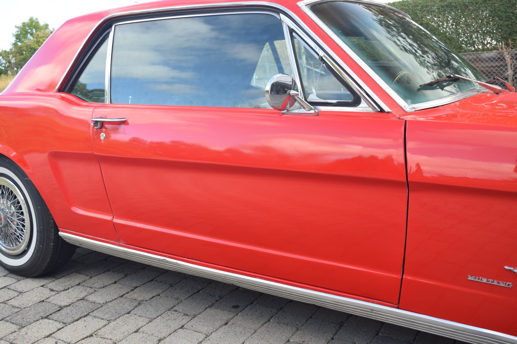 Exterior image of 1965 Ford Mustang 
