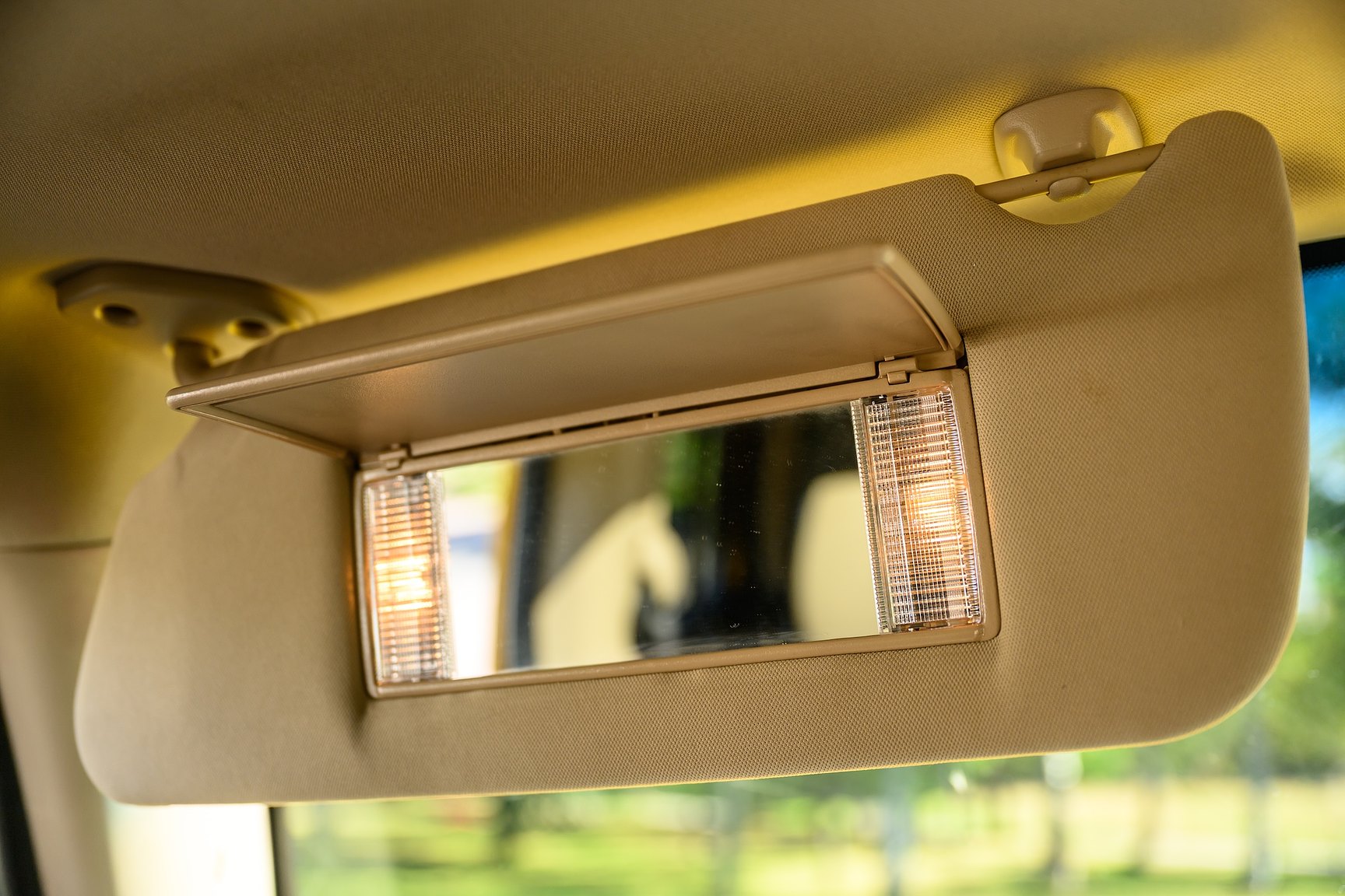 Interior image of 2006 Hummer H3
