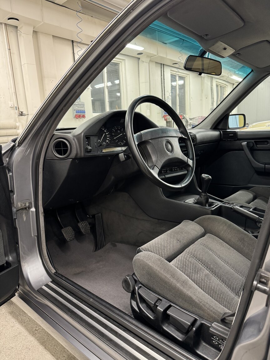 Interiörbild 1993 Bmw 525i M-Technic