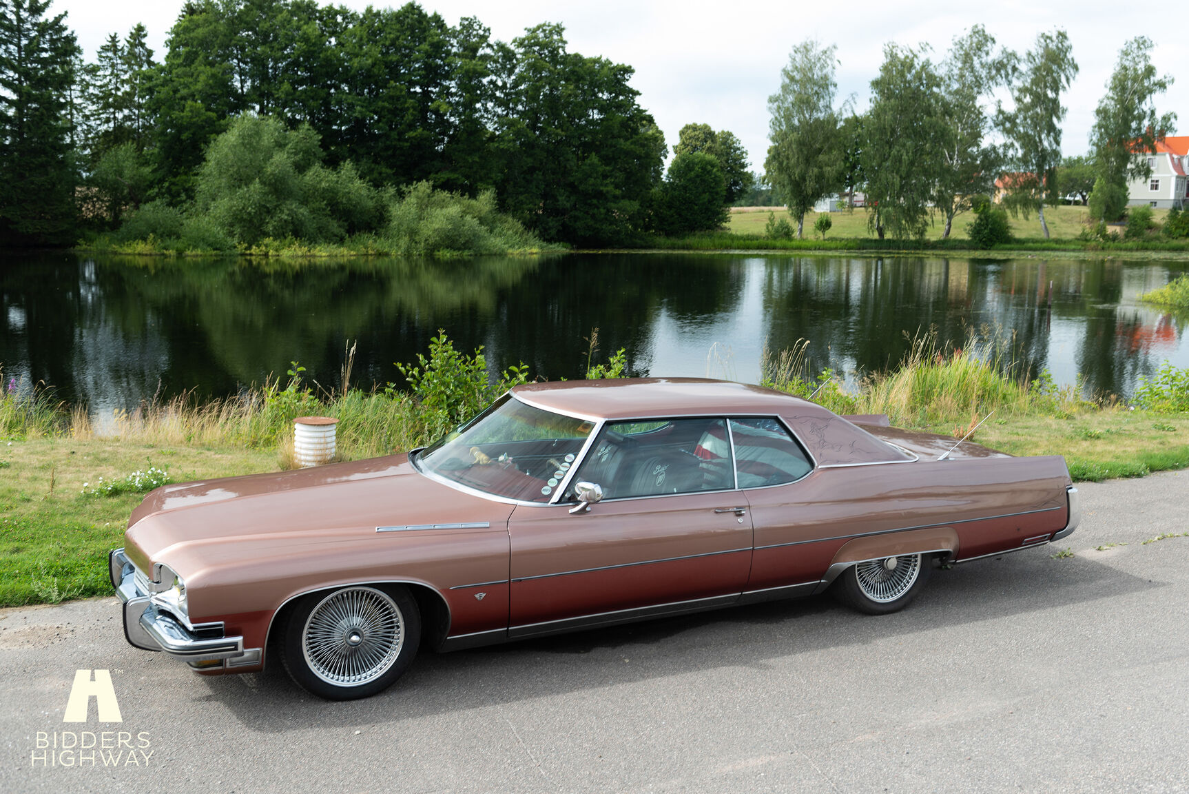 Exteriörbild på 1973 Buick Electra Custom 2D HT Coupe