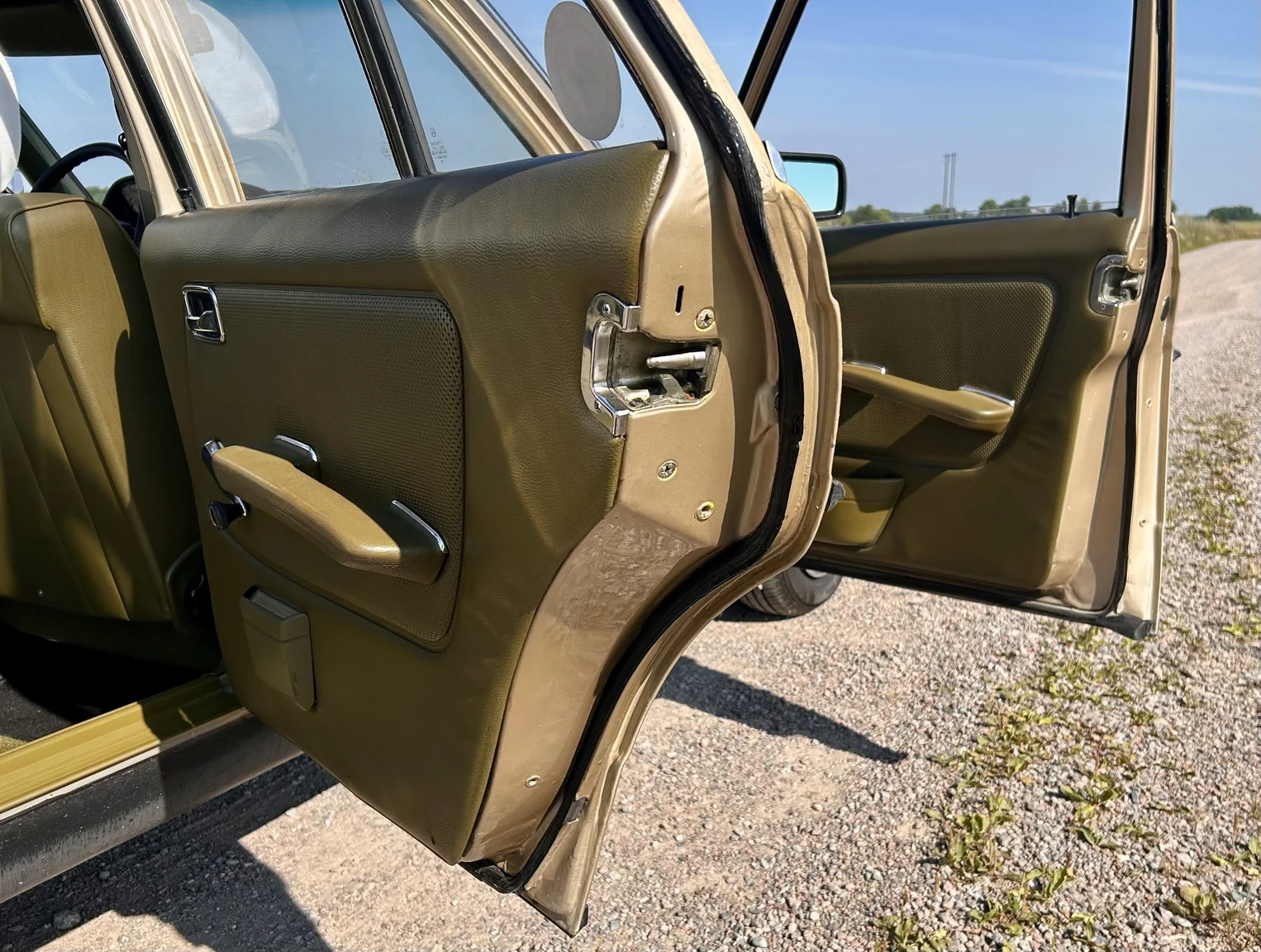 Interiörbild 1976 Mercedes-Benz 300 D (17)