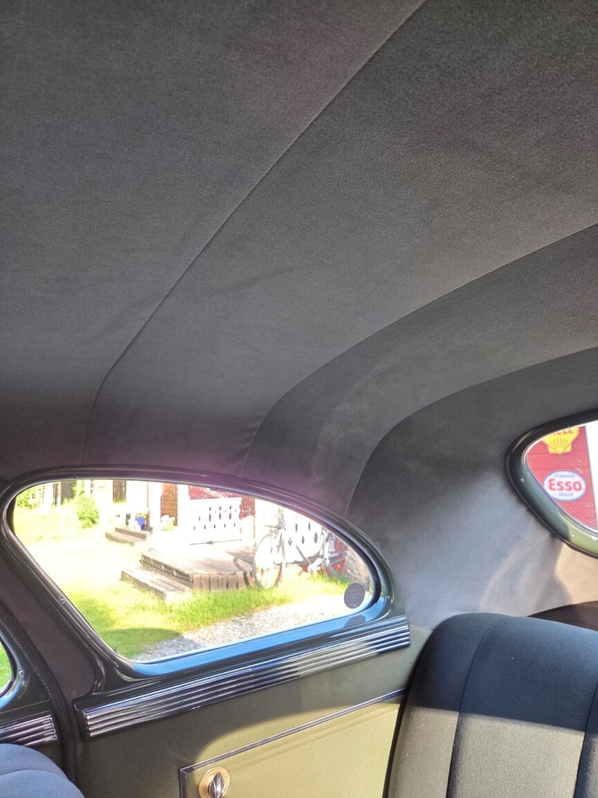 Interior image of 1948 Chrysler Windsor Club Coupé
