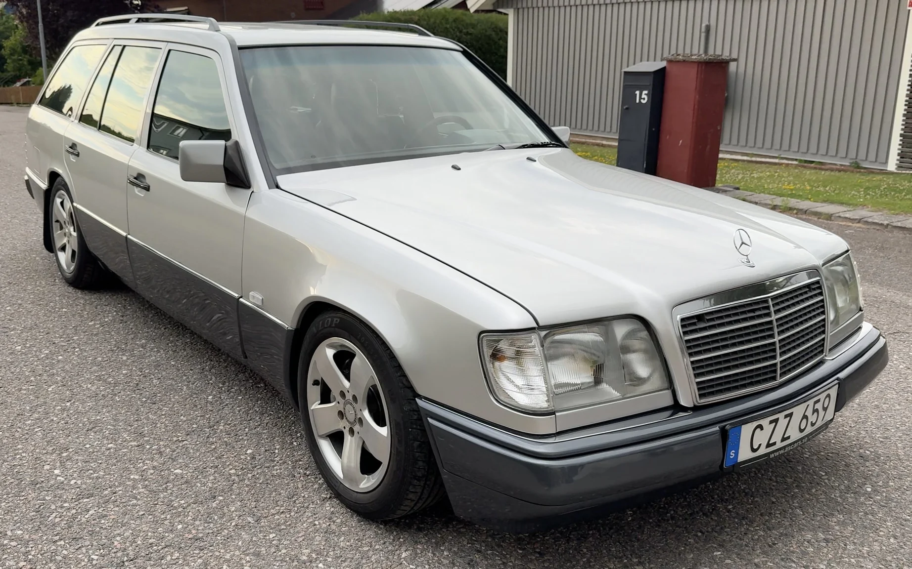 Aussenfoto 1994 Mercedes-Benz E 320 T (3)