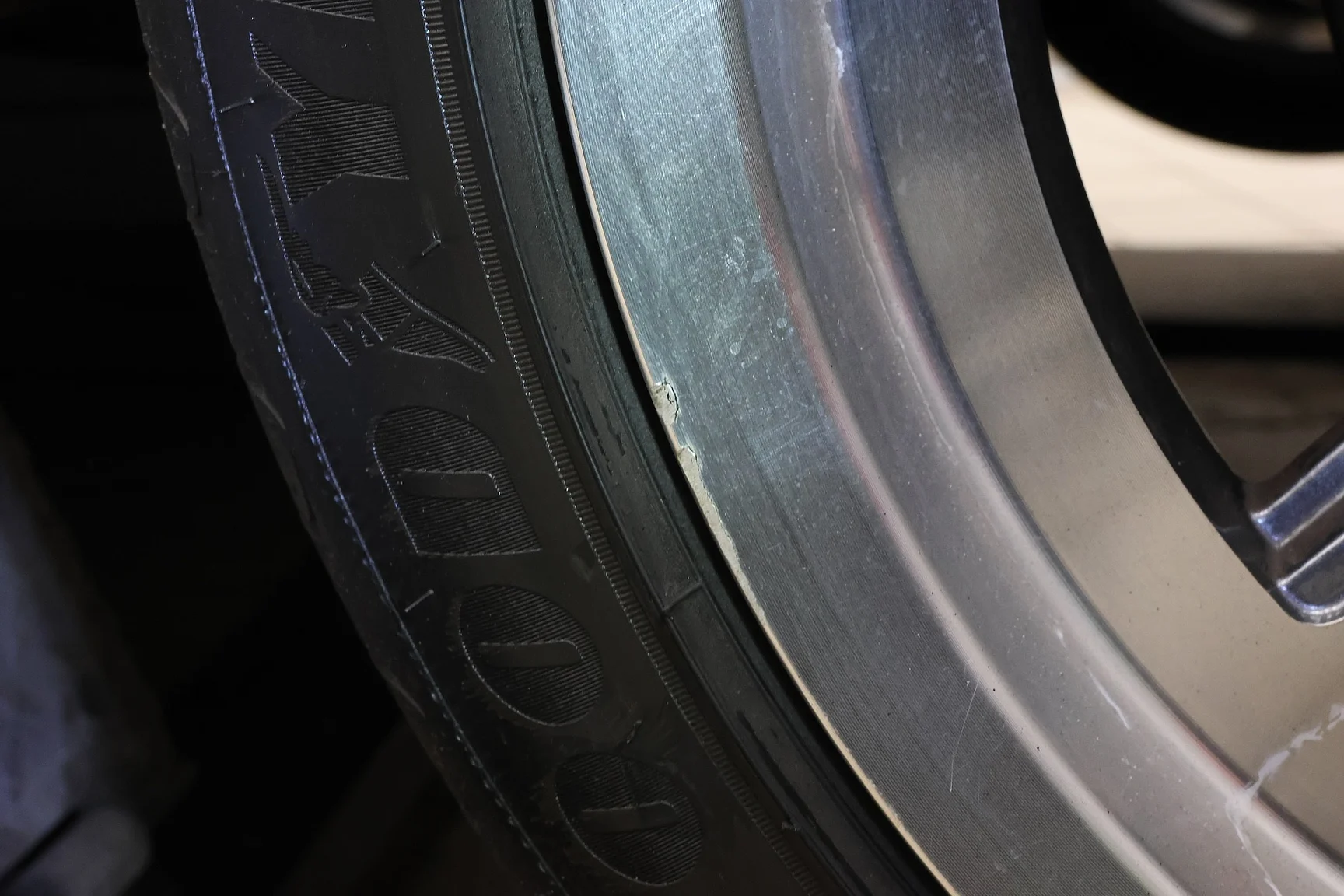 Exteriörbild på 1965 Ford Mustang Fastback Restomod (42)