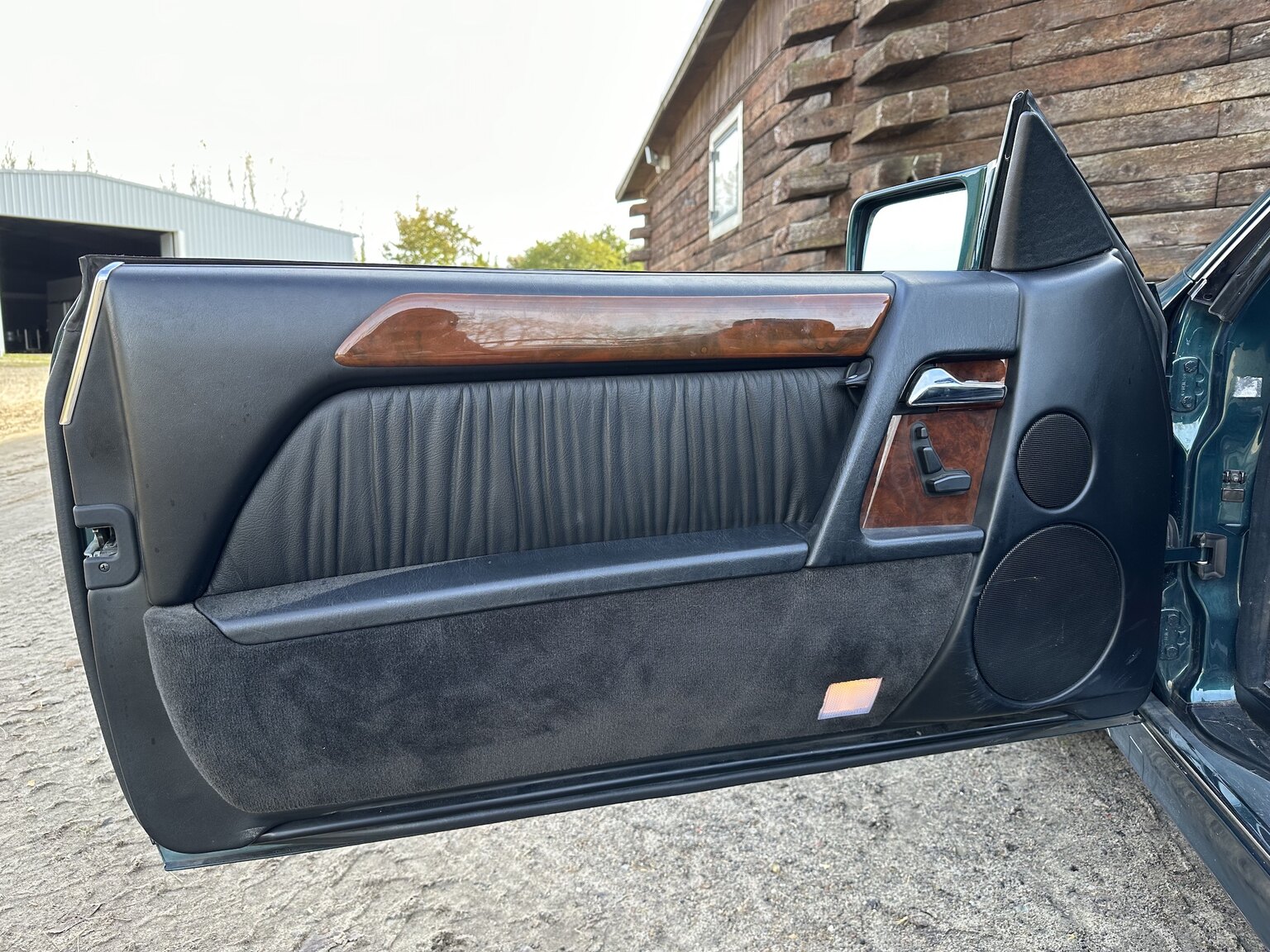 Innenraumfoto von 1995 Mercedes-Benz SL 500 (7)