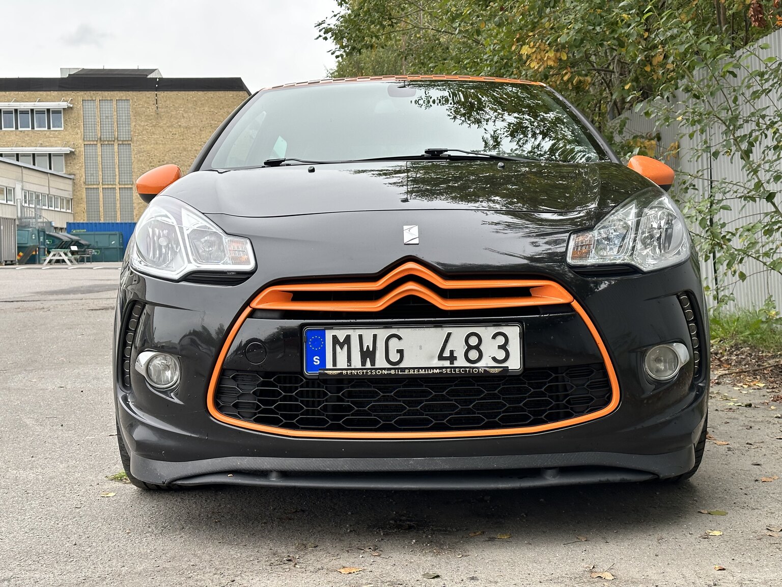 Exterior image of 2012 Citroen DS3 Racing  (5)