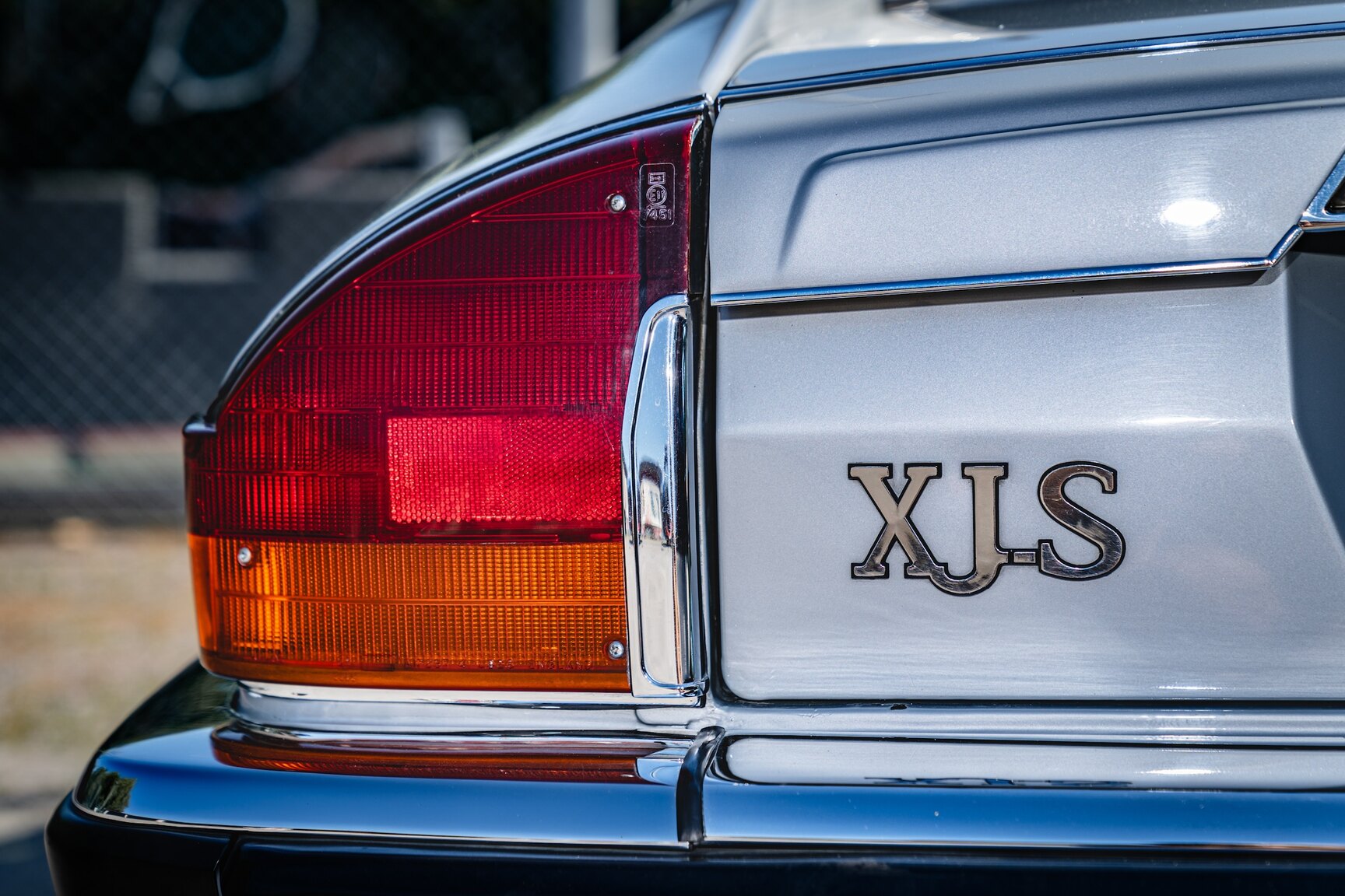 Exteriörbild på 1985 Jaguar XJ-S HE