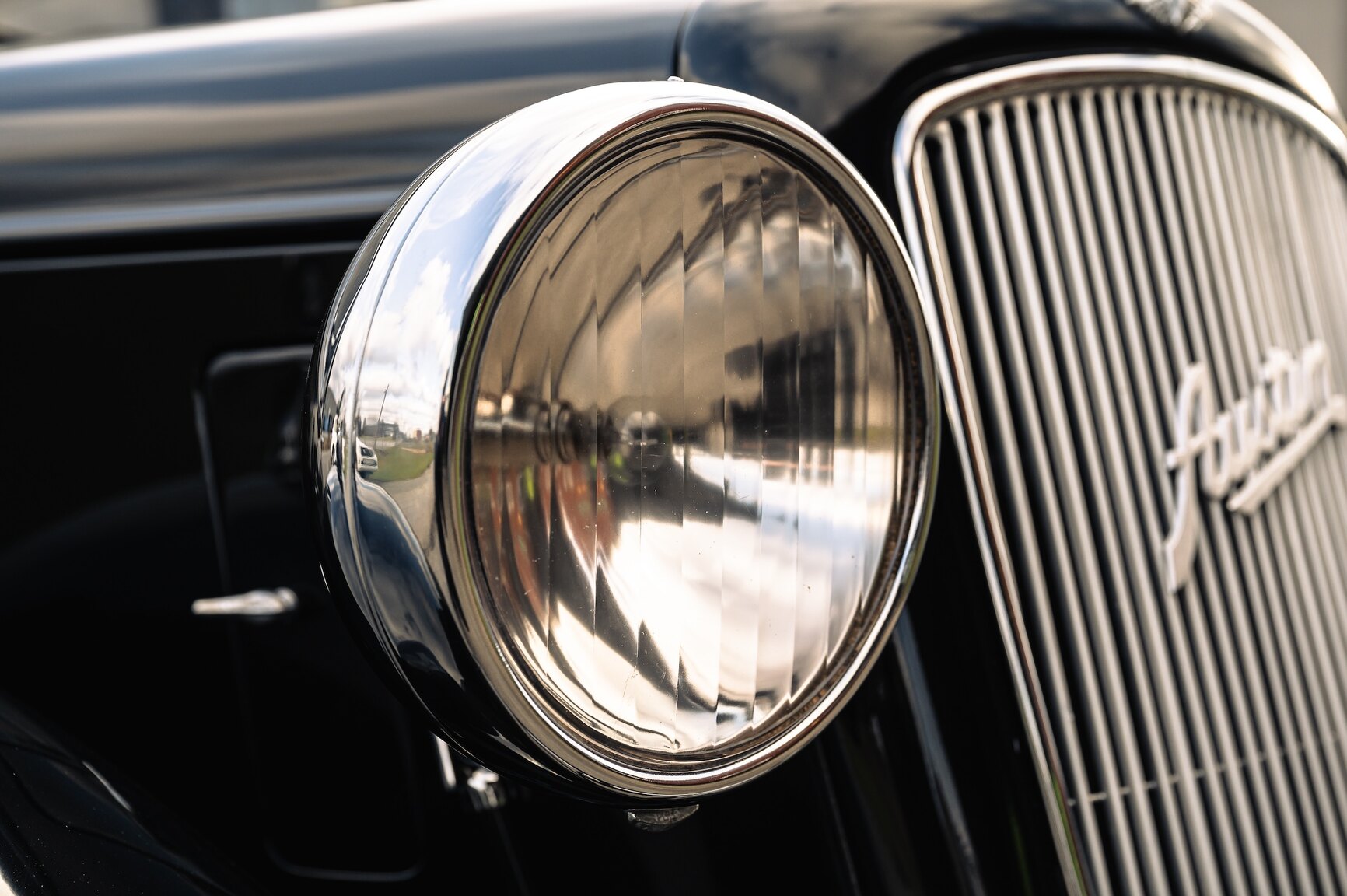 Exteriörbild på 1937 Austin Ten-Four 10-4