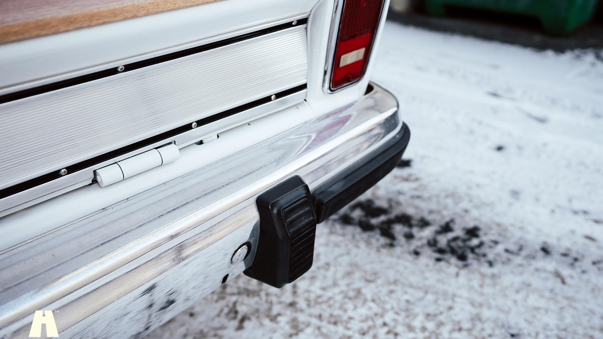 Exteriörbild på 1991 Jeep Grand Wagoneer 1991 (20)