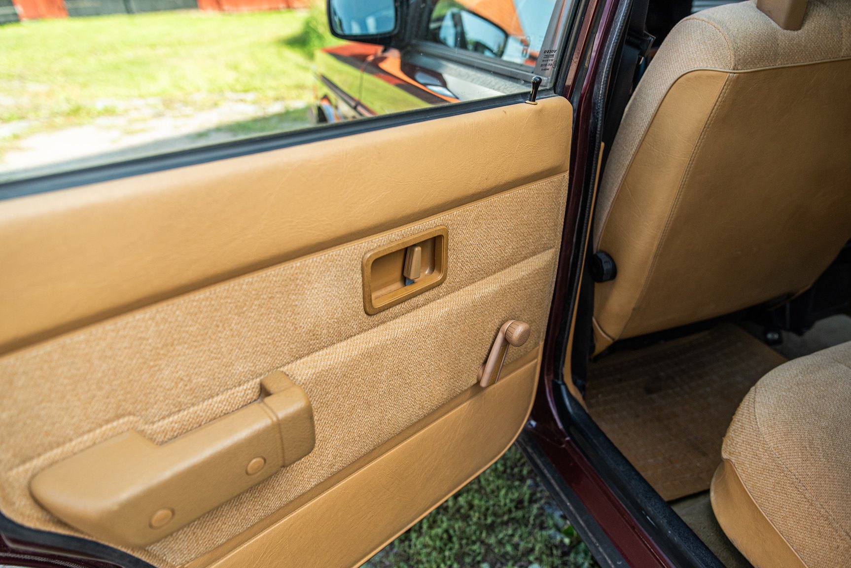 Interiörbild 1993 Volvo 245 GL Classic "No Reserve Auction"