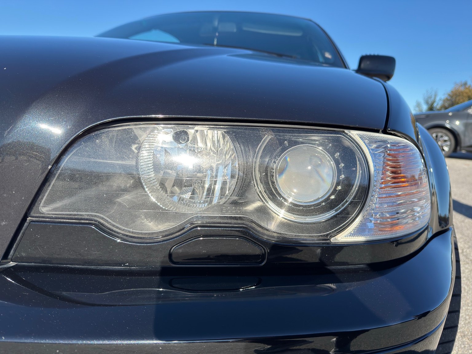 Exteriörbild på 2001 BMW 325IA CAB