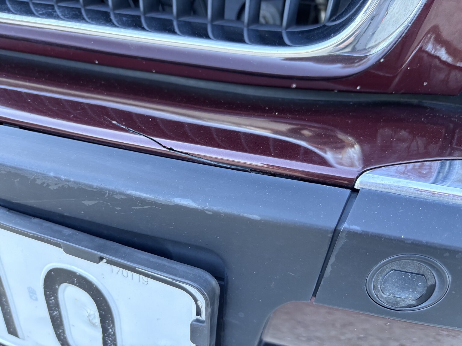 Exterior image of 1996 BMW 728iA