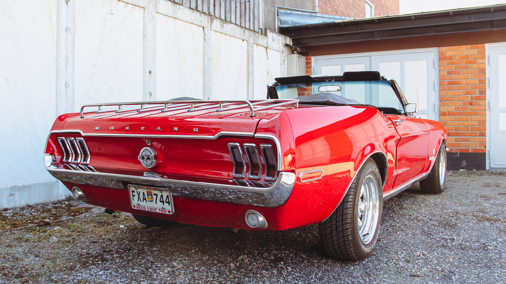 Exteriörbild på 1968 Ford Mustang 302ci Cabriolet (46)