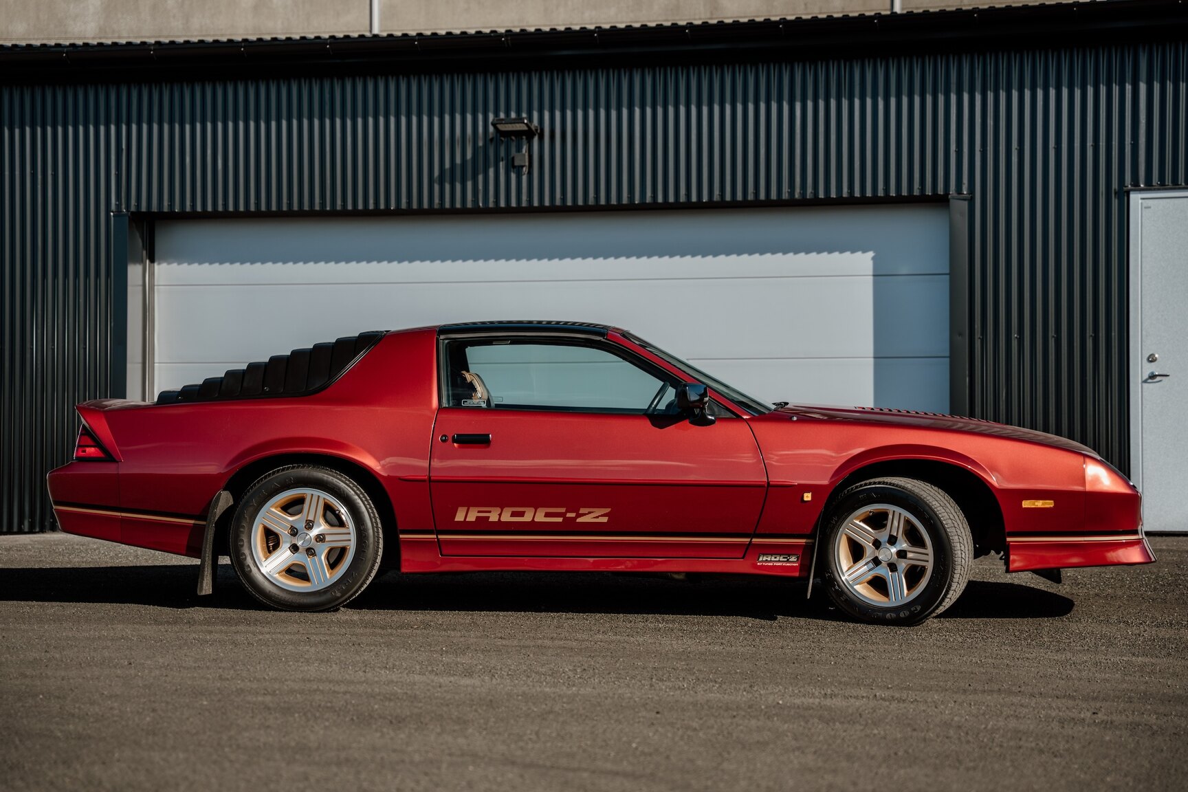 Exteriörbild på 1989 Chevrolet Camaro IROC-Z