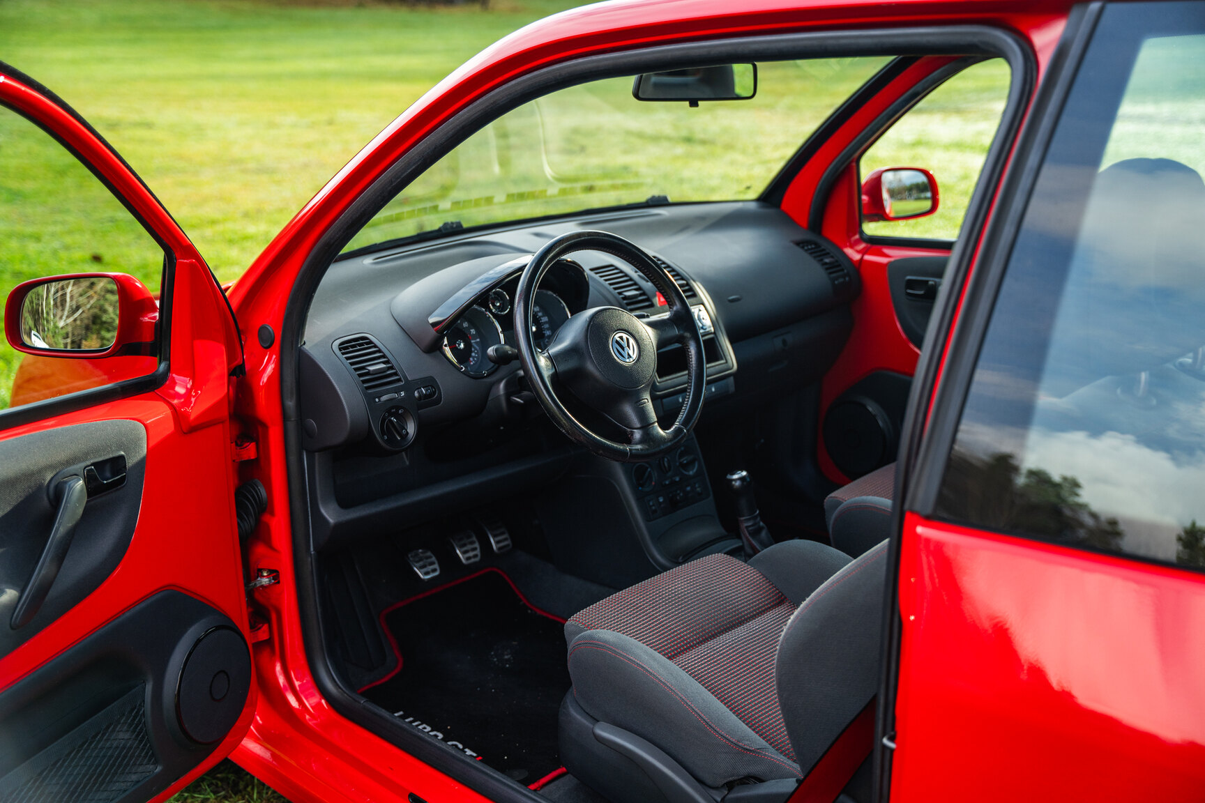 Interior image of 2001 VW Lupo GTI