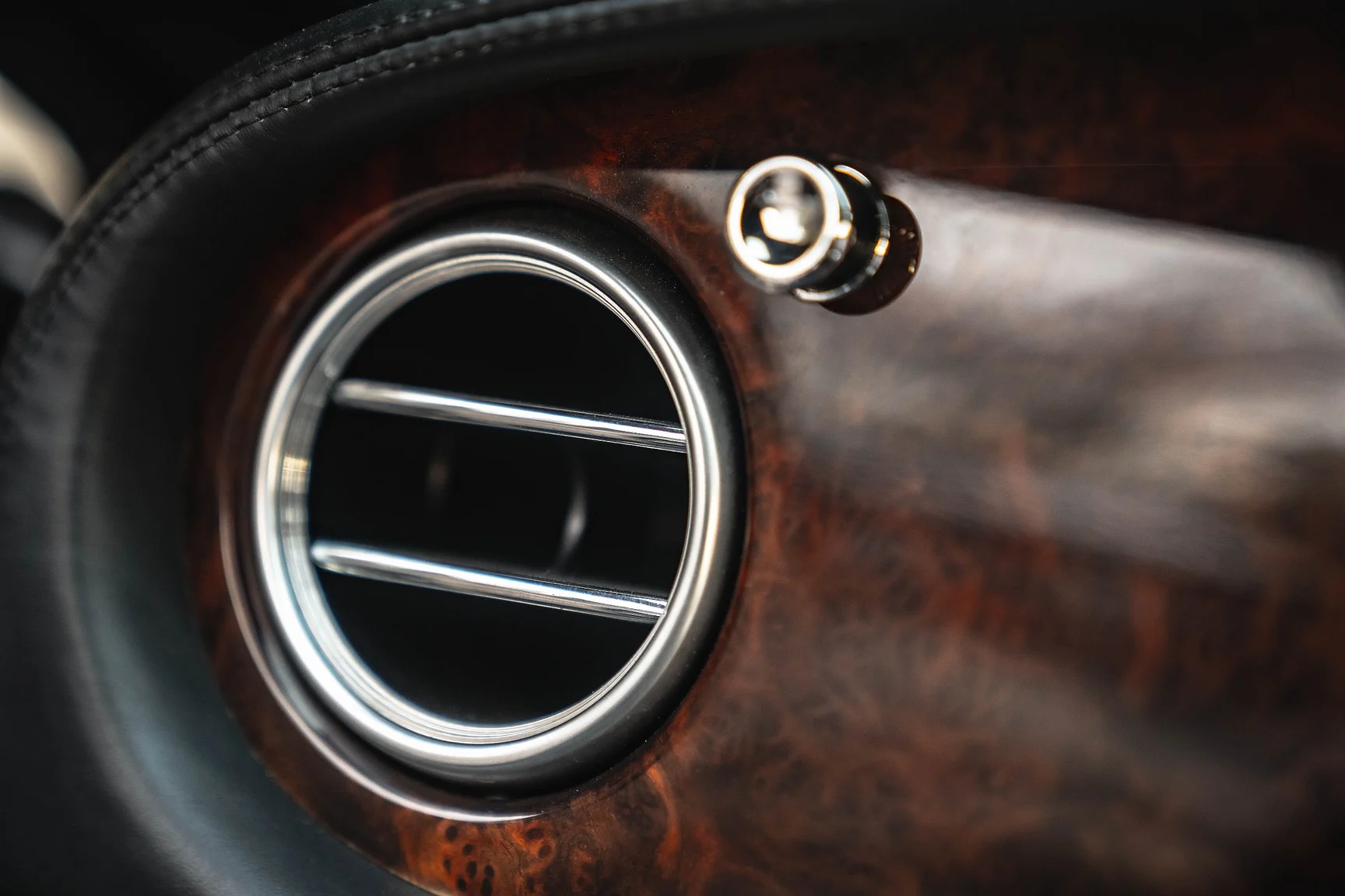 Interiörbild 2007 Bentley Continental GTC (25)