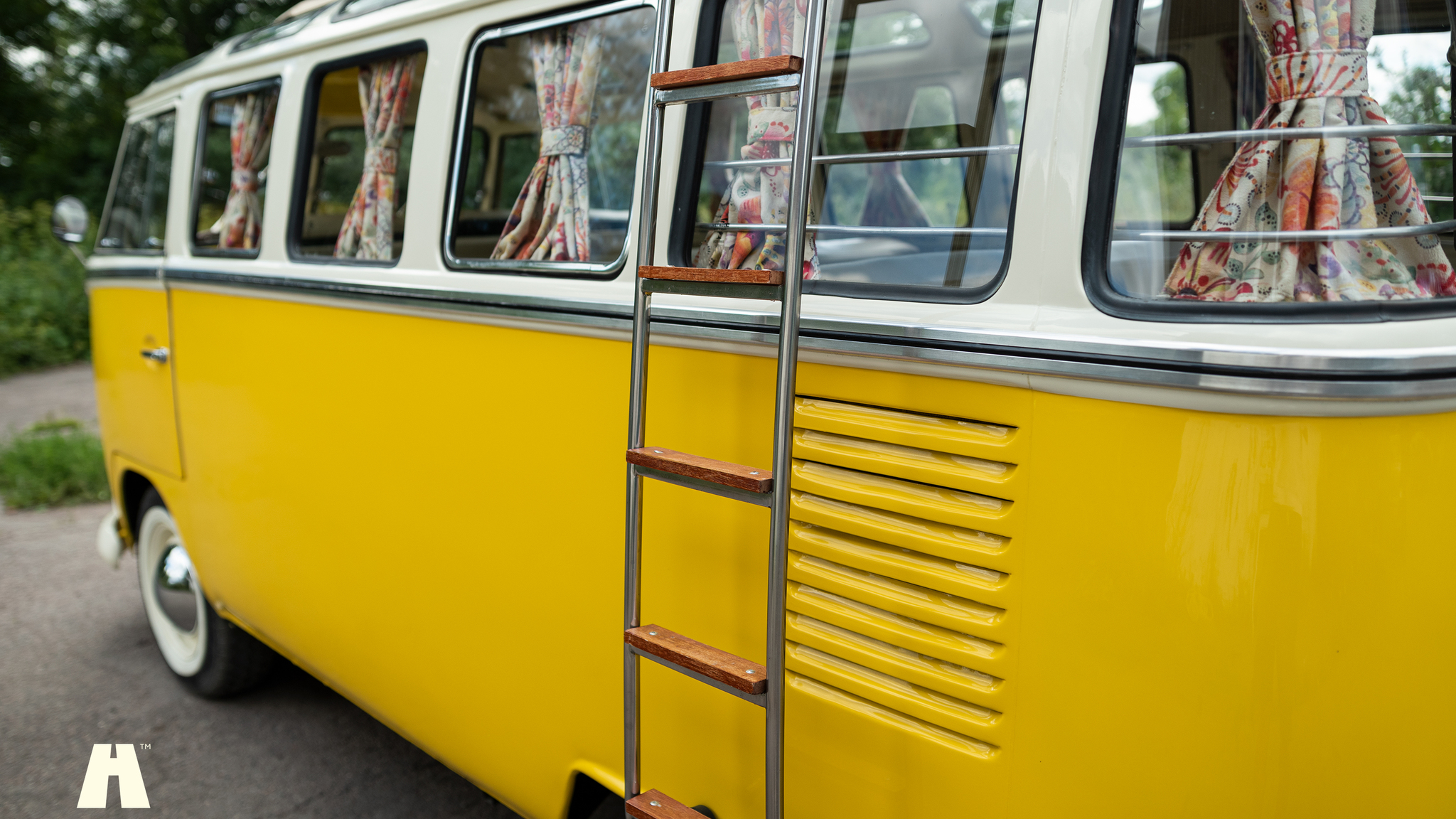 Exteriörbild på 1974 Volkswagen T1 Split Window  