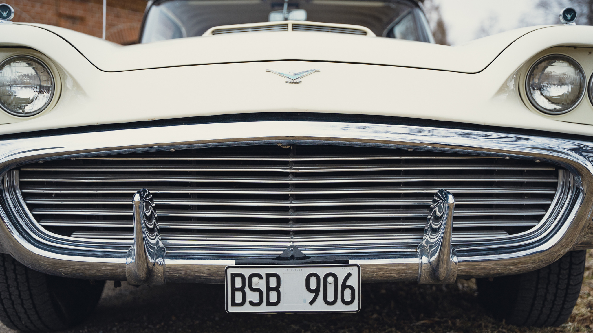 Exterior image of 1959 Ford Thunderbird hardtop (27)