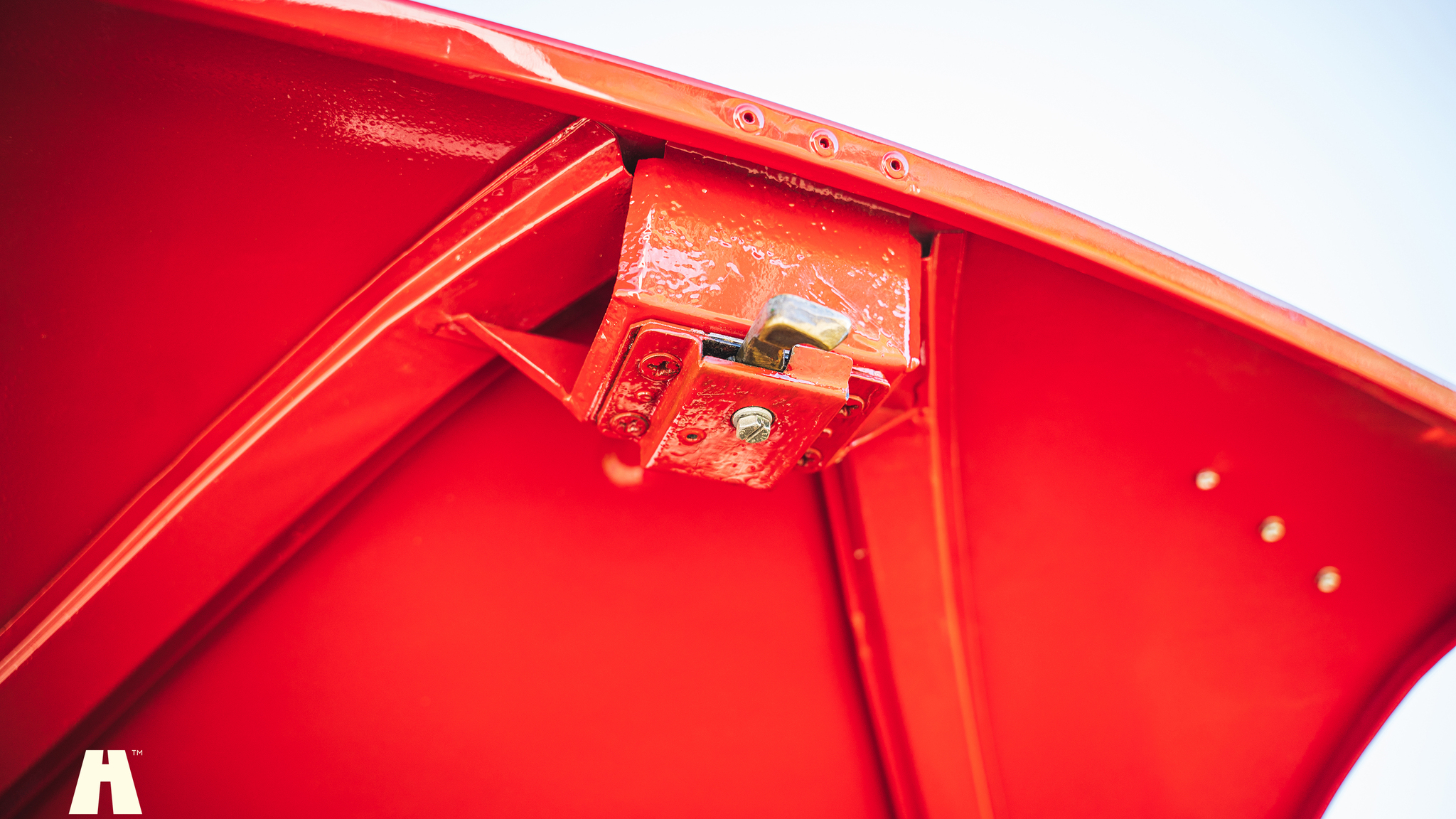 Interior image of 1954 Austin Healey 100 BN1 (43)
