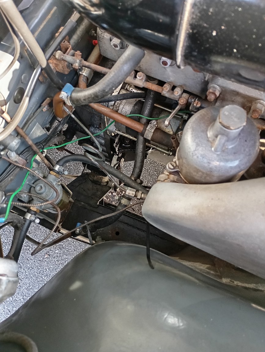 Image of 1954 Jaguar Mark VII mechanics