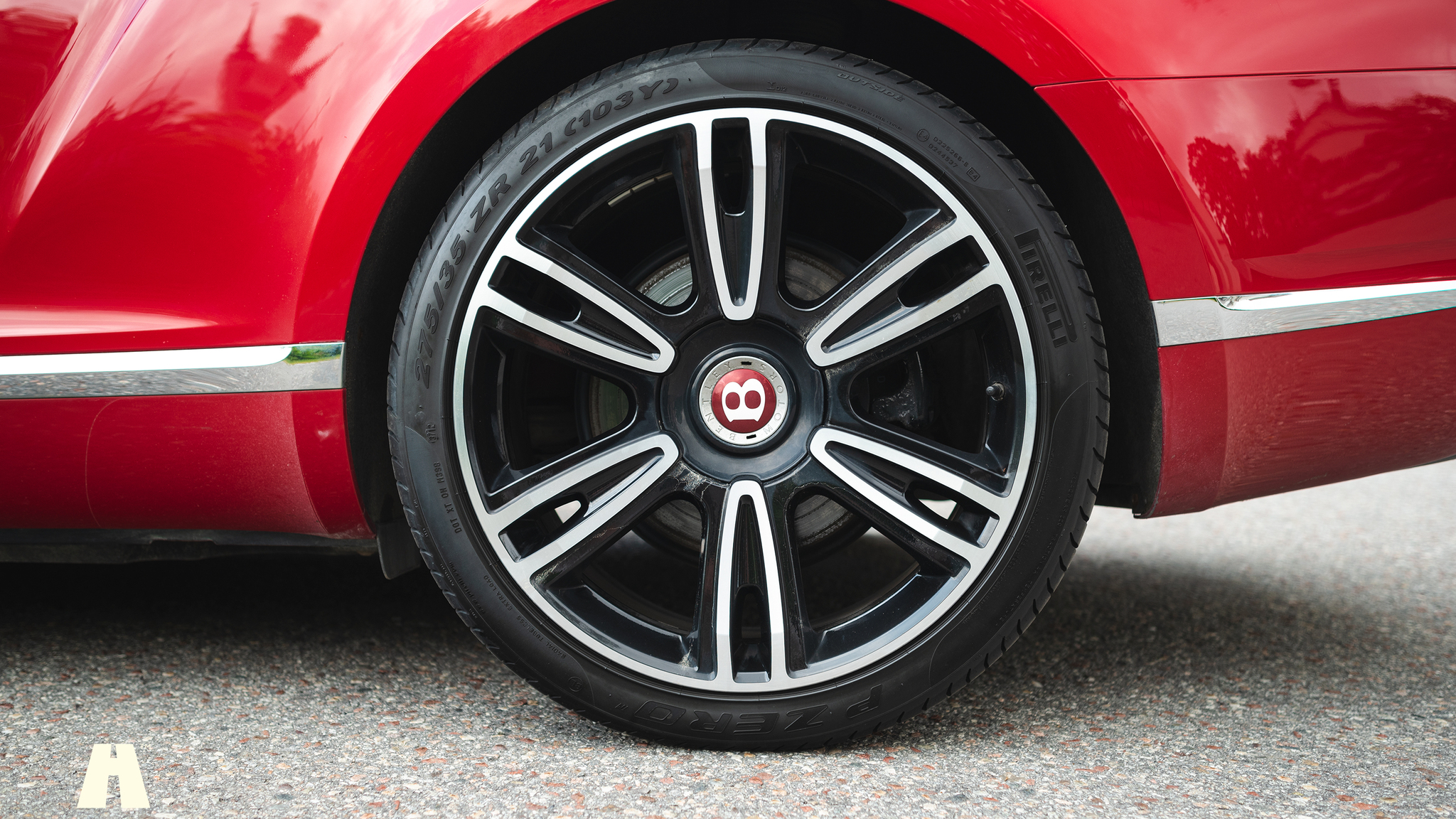 Exteriörbild på 2013 Bentley Continental GT V8 (42)