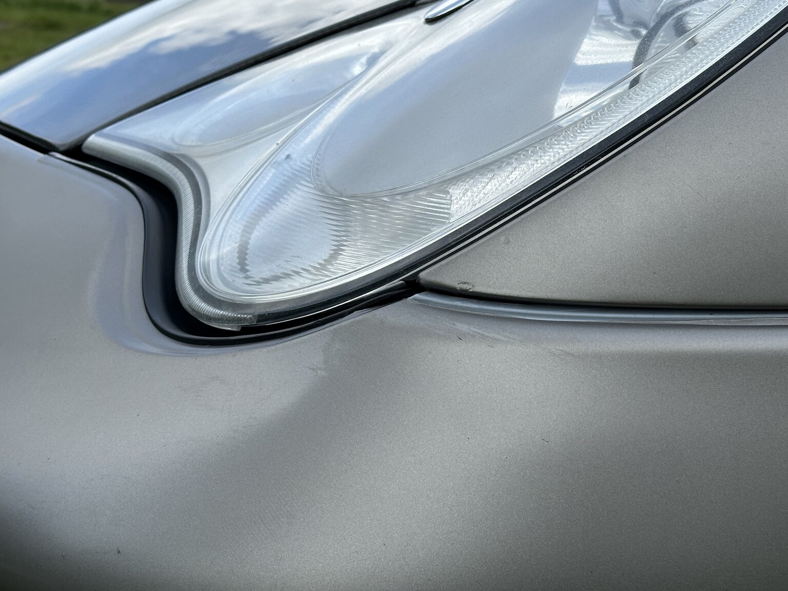 Exterior image of 2002 Porsche 996 Turbo (23)