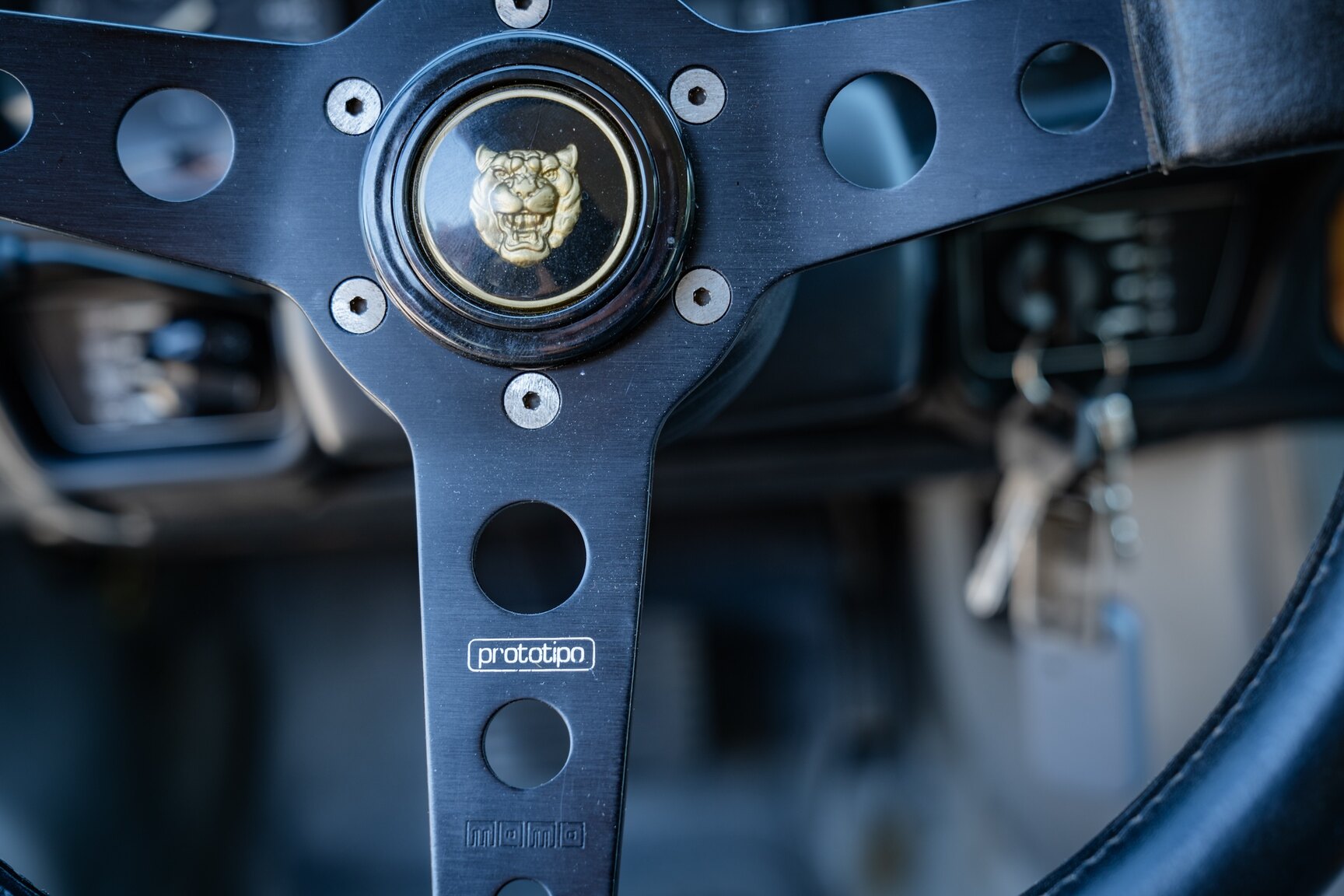 Interior image of 1985 Jaguar XJ-S HE